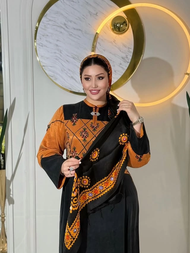 Türkmen fasonlar pombarh fasonlar Fasonlar 2025 fasonlar fason moda modalar Bezen bezen Türkmen fasonlar 2026 Türkmen fasonlar 2025 Türkmen fasonlar 2024 Türkmen fasonlar 2023 turkmenistan türkmenistan turkmen türkmen ashgabat  asgabat aşgabat balkan mary lebap dashoguz dasoguz daşoguz pombarh ponbarhat gulyupek gülýüpek stapel ştapel Gralan Çüýdeşen Abaýa Gadymy Krep Gurultaý 	Keteni Ýüpek Şifon Gipýur Lyon Welwet Atlas Kaşemir Streýç Suzana Ştapel Gülýüpek Pombarh Ýupka Gursakça Aksesuarlar Palto Penjek Okuw eşik Fata Sport eşik Uniforma Nakidka Öýme Şarf kompýuter ýaka ýaglyk Arenda köýnek 2nji el köýnek Taýyn köýnek Matalar Milli lybas milli lybaslar Toý köýnek Toý köýnekler toy koynek toy koynekler gundelik koynekler Gündelik	 
 köýnekler fata koynek Modern taze fason Eskiz koynektm turkmenkoynek türkmenkoynek fason moda moda fasonlar Iş eşik el iş	sada	ýakaly ýakasyz	keşdeli biserli	ýeňli giň nagyşly ýüregi açyk stoýka ýaka ýanly kombinasiýa 	zerli üsti aşak guşakly seçekli gysga ýeňli Toý köýnek, Milli lybas ýakasyz, ýeňli, giň 17-25, 26-35 Goýy-çal yaz, tomus, guyz