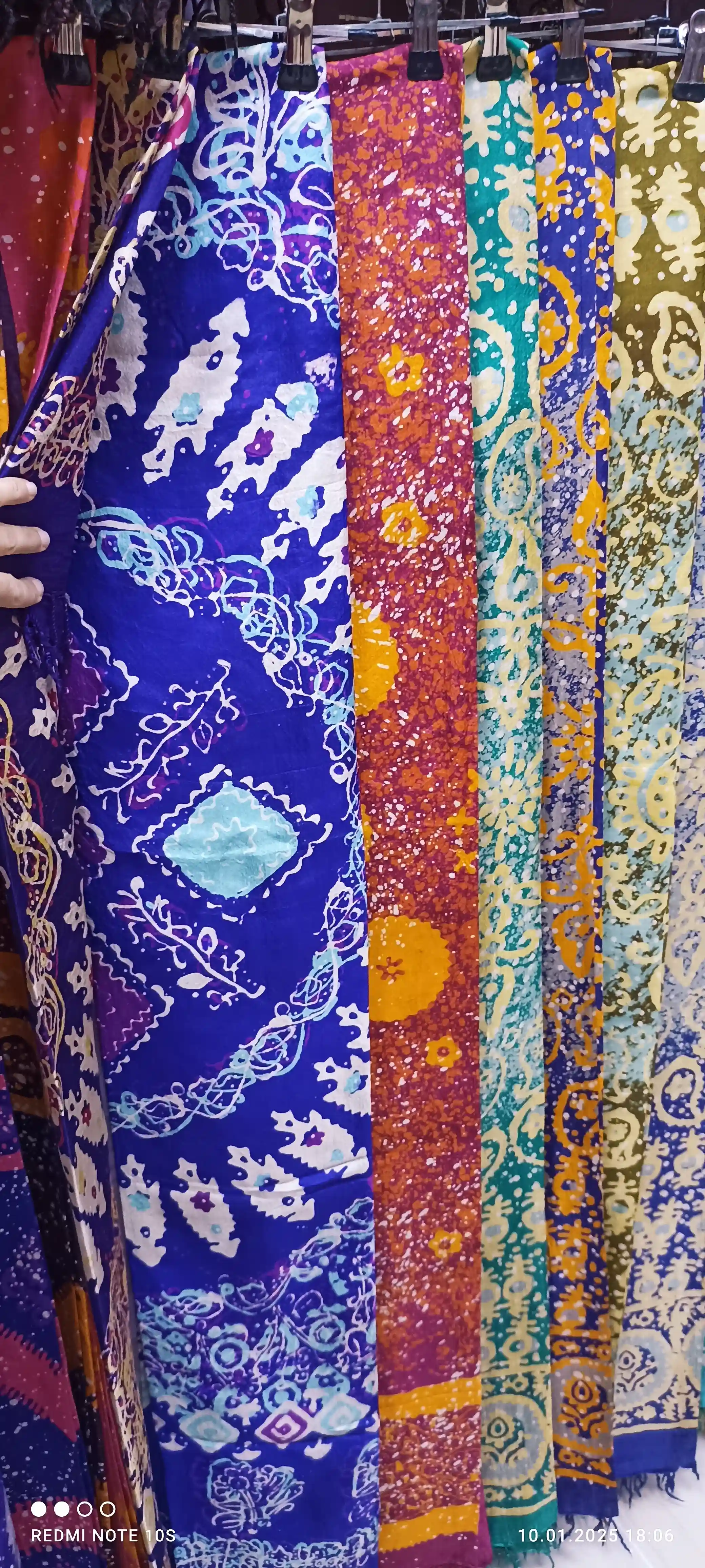 Türkmen fasonlar pombarh fasonlar Fasonlar 2025 fasonlar fason moda modalar Bezen bezen Türkmen fasonlar 2026 Türkmen fasonlar 2025 Türkmen fasonlar 2024 Türkmen fasonlar 2023 turkmenistan türkmenistan turkmen türkmen ashgabat  asgabat aşgabat balkan mary lebap dashoguz dasoguz daşoguz pombarh ponbarhat gulyupek gülýüpek stapel ştapel Gralan Çüýdeşen Abaýa Gadymy Krep Gurultaý 	Keteni Ýüpek Şifon Gipýur Lyon Welwet Atlas Kaşemir Streýç Suzana Ştapel Gülýüpek Pombarh Ýupka Gursakça Aksesuarlar Palto Penjek Okuw eşik Fata Sport eşik Uniforma Nakidka Öýme Şarf kompýuter ýaka ýaglyk Arenda köýnek 2nji el köýnek Taýyn köýnek Matalar Milli lybas milli lybaslar Toý köýnek Toý köýnekler toy koynek toy koynekler gundelik koynekler Gündelik	 
 köýnekler fata koynek Modern taze fason Eskiz koynektm turkmenkoynek türkmenkoynek fason moda moda fasonlar Iş eşik el iş	sada	ýakaly ýakasyz	keşdeli biserli	ýeňli giň nagyşly ýüregi açyk stoýka ýaka ýanly kombinasiýa 	zerli üsti aşak guşakly seçekli gysga ýeňli Öýme