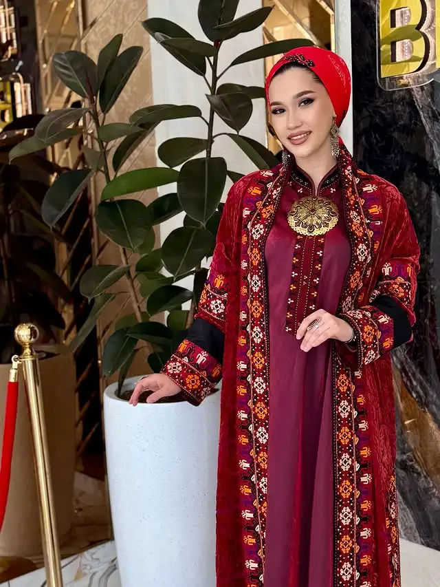 Türkmen fasonlar pombarh fasonlar Fasonlar 2025 fasonlar fason moda modalar Bezen bezen Türkmen fasonlar 2026 Türkmen fasonlar 2025 Türkmen fasonlar 2024 Türkmen fasonlar 2023 turkmenistan türkmenistan turkmen türkmen ashgabat  asgabat aşgabat balkan mary lebap dashoguz dasoguz daşoguz pombarh ponbarhat gulyupek gülýüpek stapel ştapel Gralan Çüýdeşen Abaýa Gadymy Krep Gurultaý 	Keteni Ýüpek Şifon Gipýur Lyon Welwet Atlas Kaşemir Streýç Suzana Ştapel Gülýüpek Pombarh Ýupka Gursakça Aksesuarlar Palto Penjek Okuw eşik Fata Sport eşik Uniforma Nakidka Öýme Şarf kompýuter ýaka ýaglyk Arenda köýnek 2nji el köýnek Taýyn köýnek Matalar Milli lybas milli lybaslar Toý köýnek Toý köýnekler toy koynek toy koynekler gundelik koynekler Gündelik	 
 köýnekler fata koynek Modern taze fason Eskiz koynektm turkmenkoynek türkmenkoynek fason moda moda fasonlar Iş eşik el iş	sada	ýakaly ýakasyz	keşdeli biserli	ýeňli giň nagyşly ýüregi açyk stoýka ýaka ýanly kombinasiýa 	zerli üsti aşak guşakly seçekli gysga ýeňli Milli lybas keşdeli, ýakaly, ýeňli, giň, nagyşly 26-35, 35+  yaz, guyz, gysh