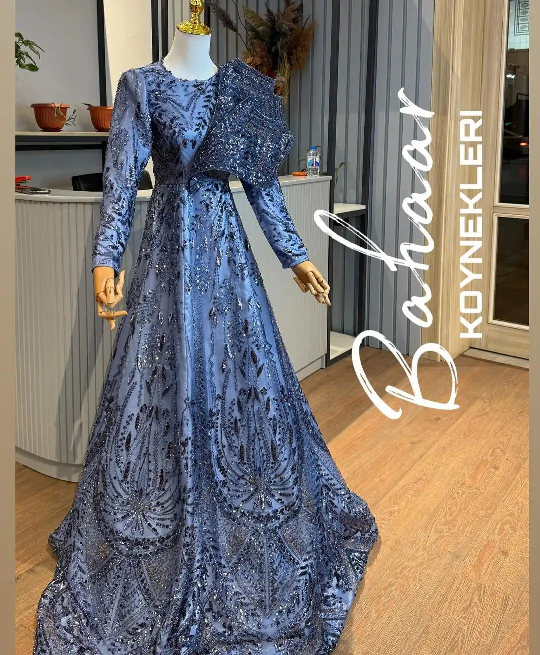 Türkmen fasonlar pombarh fasonlar Fasonlar 2025 fasonlar fason moda modalar Bezen bezen Türkmen fasonlar 2026 Türkmen fasonlar 2025 Türkmen fasonlar 2024 Türkmen fasonlar 2023 turkmenistan türkmenistan turkmen türkmen ashgabat  asgabat aşgabat balkan mary lebap dashoguz dasoguz daşoguz pombarh ponbarhat gulyupek gülýüpek stapel ştapel Gralan Çüýdeşen Abaýa Gadymy Krep Gurultaý 	Keteni Ýüpek Şifon Gipýur Lyon Welwet Atlas Kaşemir Streýç Suzana Ştapel Gülýüpek Pombarh Ýupka Gursakça Aksesuarlar Palto Penjek Okuw eşik Fata Sport eşik Uniforma Nakidka Öýme Şarf kompýuter ýaka ýaglyk Arenda köýnek 2nji el köýnek Taýyn köýnek Matalar Milli lybas milli lybaslar Toý köýnek Toý köýnekler toy koynek toy koynekler gundelik koynekler Gündelik	 
 köýnekler fata koynek Modern taze fason Eskiz koynektm turkmenkoynek türkmenkoynek fason moda moda fasonlar Iş eşik el iş	sada	ýakaly ýakasyz	keşdeli biserli	ýeňli giň nagyşly ýüregi açyk stoýka ýaka ýanly kombinasiýa 	zerli üsti aşak guşakly seçekli gysga ýeňli Şifon Toý köýnek, Modern el iş  Benewşe, Goýy-ýaşyl