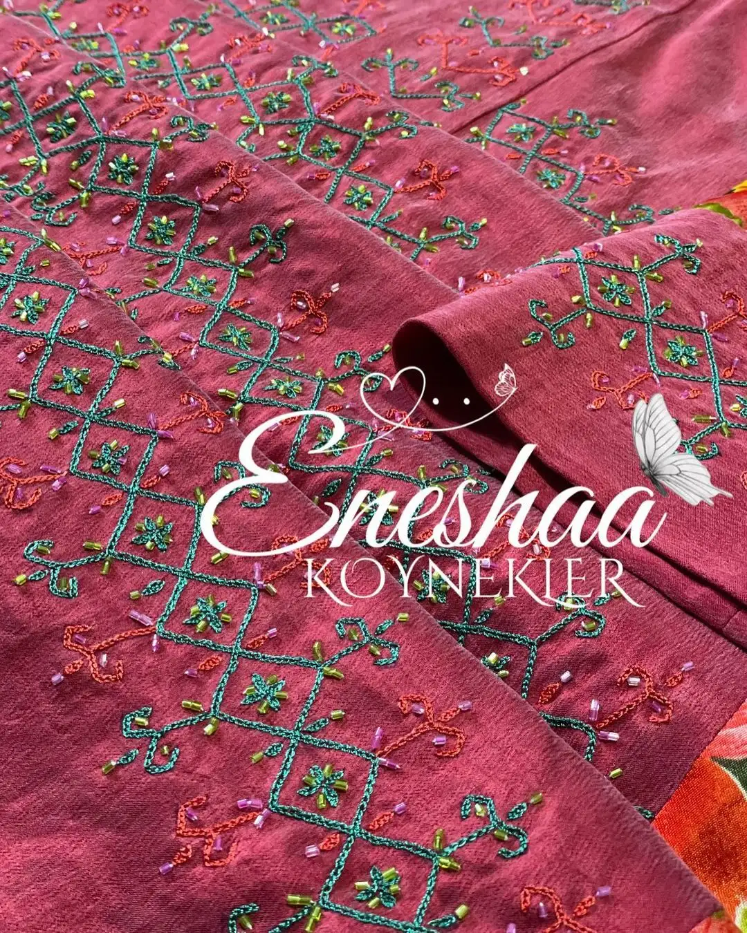 Türkmen fasonlar pombarh fasonlar Fasonlar 2025 fasonlar fason moda modalar Bezen bezen Türkmen fasonlar 2026 Türkmen fasonlar 2025 Türkmen fasonlar 2024 Türkmen fasonlar 2023 turkmenistan türkmenistan turkmen türkmen ashgabat  asgabat aşgabat balkan mary lebap dashoguz dasoguz daşoguz pombarh ponbarhat gulyupek gülýüpek stapel ştapel Gralan Çüýdeşen Abaýa Gadymy Krep Gurultaý 	Keteni Ýüpek Şifon Gipýur Lyon Welwet Atlas Kaşemir Streýç Suzana Ştapel Gülýüpek Pombarh Ýupka Gursakça Aksesuarlar Palto Penjek Okuw eşik Fata Sport eşik Uniforma Nakidka Öýme Şarf kompýuter ýaka ýaglyk Arenda köýnek 2nji el köýnek Taýyn köýnek Matalar Milli lybas milli lybaslar Toý köýnek Toý köýnekler toy koynek toy koynekler gundelik koynekler Gündelik	 
 köýnekler fata koynek Modern taze fason Eskiz koynektm turkmenkoynek türkmenkoynek fason moda moda fasonlar Iş eşik el iş	sada	ýakaly ýakasyz	keşdeli biserli	ýeňli giň nagyşly ýüregi açyk stoýka ýaka ýanly kombinasiýa 	zerli üsti aşak guşakly seçekli gysga ýeňli Gülýüpek Toý köýnek sada, kombinasiýa  Gyzyl