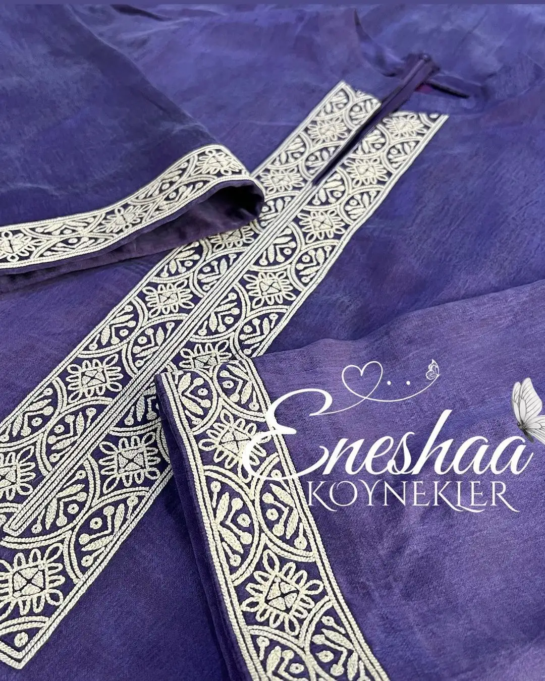 Türkmen fasonlar pombarh fasonlar Fasonlar 2025 fasonlar fason moda modalar Bezen bezen Türkmen fasonlar 2026 Türkmen fasonlar 2025 Türkmen fasonlar 2024 Türkmen fasonlar 2023 turkmenistan türkmenistan turkmen türkmen ashgabat  asgabat aşgabat balkan mary lebap dashoguz dasoguz daşoguz pombarh ponbarhat gulyupek gülýüpek stapel ştapel Gralan Çüýdeşen Abaýa Gadymy Krep Gurultaý 	Keteni Ýüpek Şifon Gipýur Lyon Welwet Atlas Kaşemir Streýç Suzana Ştapel Gülýüpek Pombarh Ýupka Gursakça Aksesuarlar Palto Penjek Okuw eşik Fata Sport eşik Uniforma Nakidka Öýme Şarf kompýuter ýaka ýaglyk Arenda köýnek 2nji el köýnek Taýyn köýnek Matalar Milli lybas milli lybaslar Toý köýnek Toý köýnekler toy koynek toy koynekler gundelik koynekler Gündelik	 
 köýnekler fata koynek Modern taze fason Eskiz koynektm turkmenkoynek türkmenkoynek fason moda moda fasonlar Iş eşik el iş	sada	ýakaly ýakasyz	keşdeli biserli	ýeňli giň nagyşly ýüregi açyk stoýka ýaka ýanly kombinasiýa 	zerli üsti aşak guşakly seçekli gysga ýeňli Toý köýnek, Modern sada, ýüregi açyk  Gök, Gülgüne, Goýy-gök