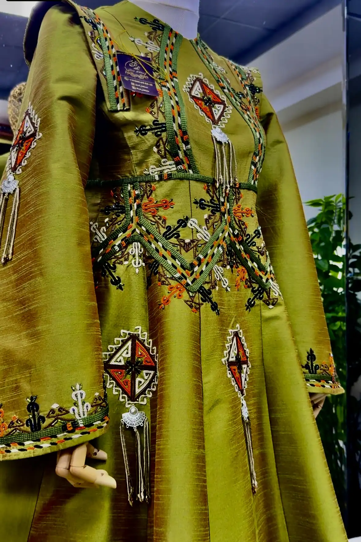 Türkmen fasonlar pombarh fasonlar Fasonlar 2025 fasonlar fason moda modalar Bezen bezen Türkmen fasonlar 2026 Türkmen fasonlar 2025 Türkmen fasonlar 2024 Türkmen fasonlar 2023 turkmenistan türkmenistan turkmen türkmen ashgabat  asgabat aşgabat balkan mary lebap dashoguz dasoguz daşoguz pombarh ponbarhat gulyupek gülýüpek stapel ştapel Gralan Çüýdeşen Abaýa Gadymy Krep Gurultaý 	Keteni Ýüpek Şifon Gipýur Lyon Welwet Atlas Kaşemir Streýç Suzana Ştapel Gülýüpek Pombarh Ýupka Gursakça Aksesuarlar Palto Penjek Okuw eşik Fata Sport eşik Uniforma Nakidka Öýme Şarf kompýuter ýaka ýaglyk Arenda köýnek 2nji el köýnek Taýyn köýnek Matalar Milli lybas milli lybaslar Toý köýnek Toý köýnekler toy koynek toy koynekler gundelik koynekler Gündelik	 
 köýnekler fata koynek Modern taze fason Eskiz koynektm turkmenkoynek türkmenkoynek fason moda moda fasonlar Iş eşik el iş	sada	ýakaly ýakasyz	keşdeli biserli	ýeňli giň nagyşly ýüregi açyk stoýka ýaka ýanly kombinasiýa 	zerli üsti aşak guşakly seçekli gysga ýeňli Keteni, Atlas Toý köýnek el iş, keşdeli, ýakaly, ýeňli  Altyn