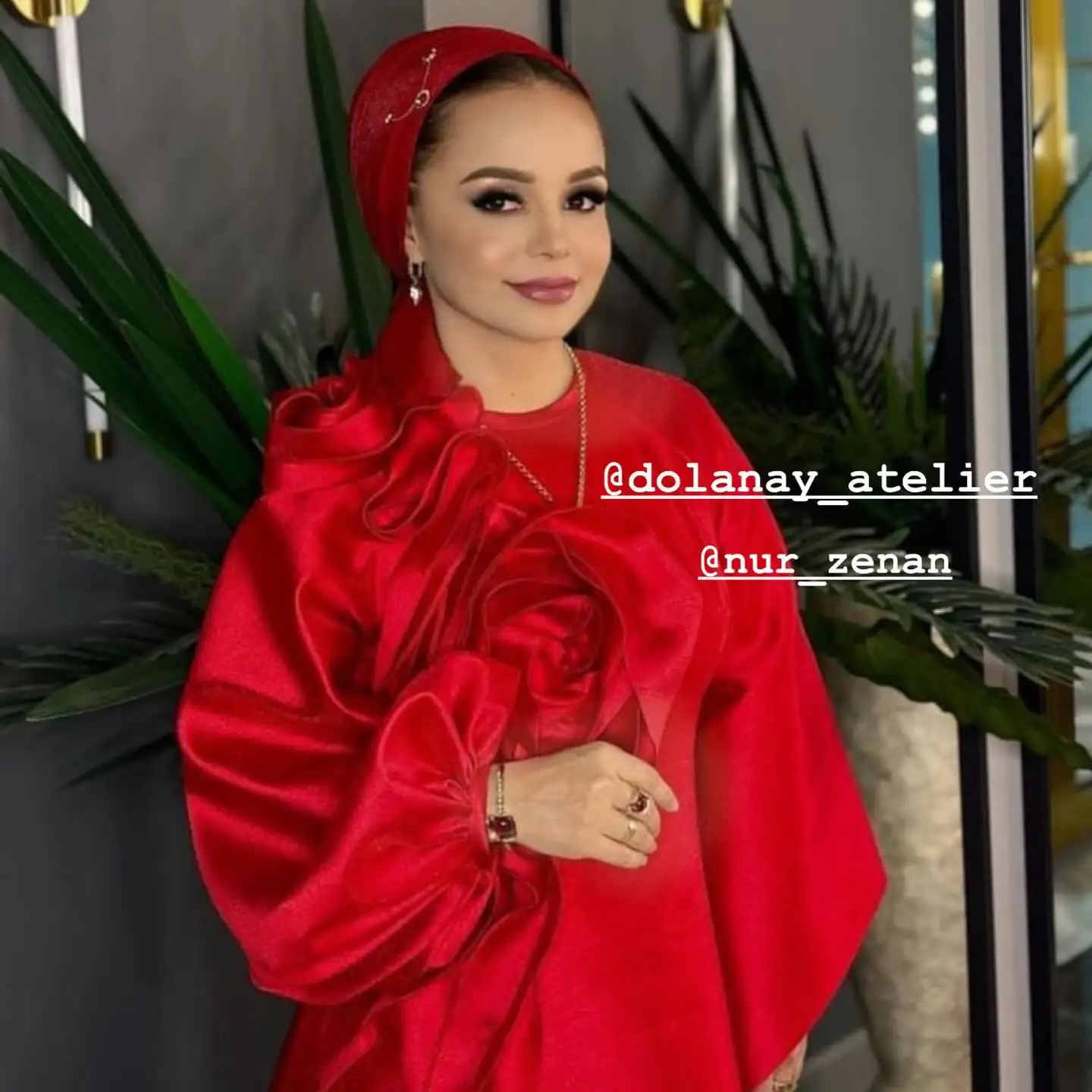 Türkmen fasonlar pombarh fasonlar Fasonlar 2025 fasonlar fason moda modalar Bezen bezen Türkmen fasonlar 2026 Türkmen fasonlar 2025 Türkmen fasonlar 2024 Türkmen fasonlar 2023 turkmenistan türkmenistan turkmen türkmen ashgabat  asgabat aşgabat balkan mary lebap dashoguz dasoguz daşoguz pombarh ponbarhat gulyupek gülýüpek stapel ştapel Gralan Çüýdeşen Abaýa Gadymy Krep Gurultaý 	Keteni Ýüpek Şifon Gipýur Lyon Welwet Atlas Kaşemir Streýç Suzana Ştapel Gülýüpek Pombarh Ýupka Gursakça Aksesuarlar Palto Penjek Okuw eşik Fata Sport eşik Uniforma Nakidka Öýme Şarf kompýuter ýaka ýaglyk Arenda köýnek 2nji el köýnek Taýyn köýnek Matalar Milli lybas milli lybaslar Toý köýnek Toý köýnekler toy koynek toy koynekler gundelik koynekler Gündelik	 
 köýnekler fata koynek Modern taze fason Eskiz koynektm turkmenkoynek türkmenkoynek fason moda moda fasonlar Iş eşik el iş	sada	ýakaly ýakasyz	keşdeli biserli	ýeňli giň nagyşly ýüregi açyk stoýka ýaka ýanly kombinasiýa 	zerli üsti aşak guşakly seçekli gysga ýeňli Şifon, Suzana Toý köýnek, Modern ýakasyz  Gyzyl