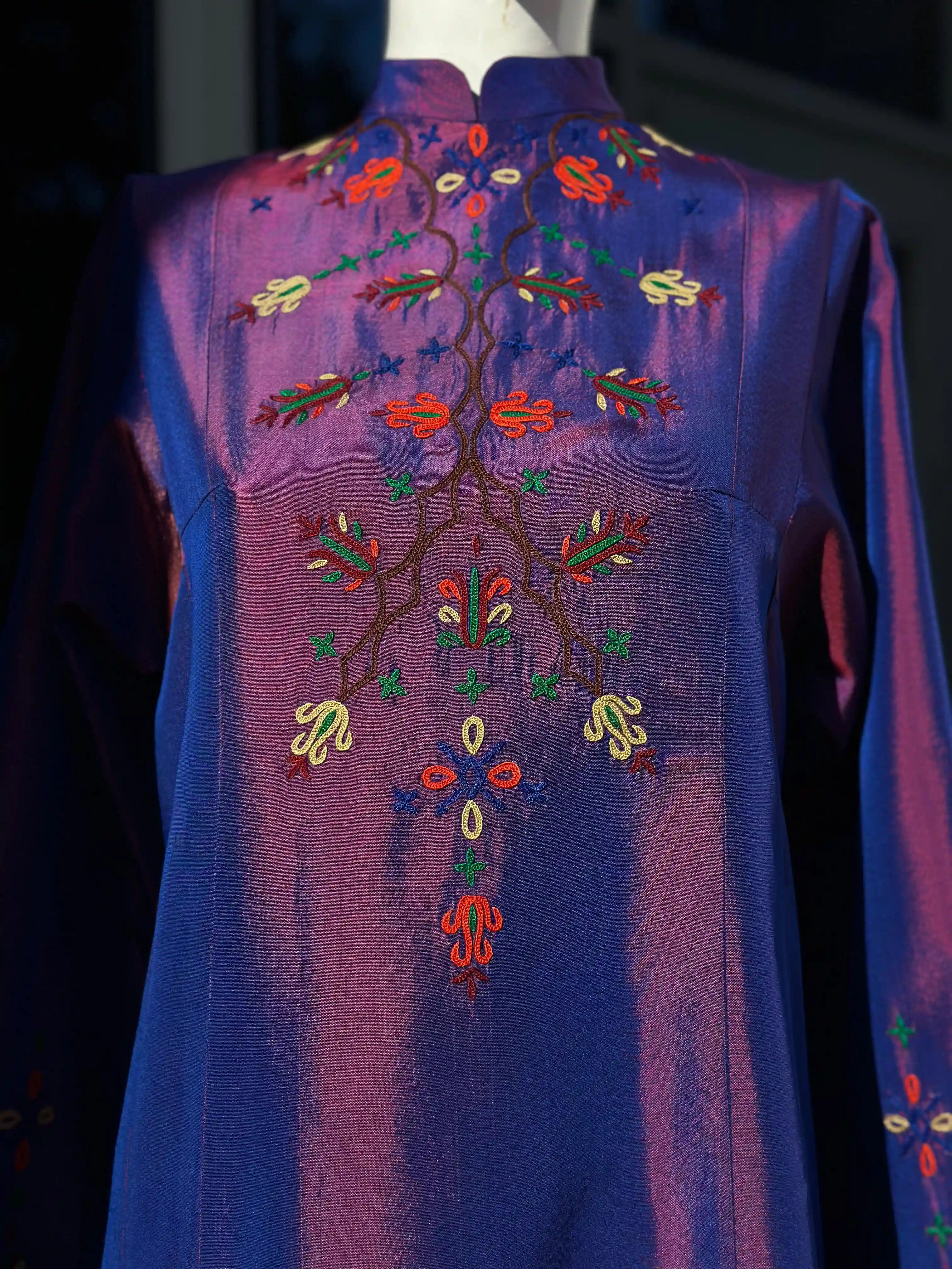 Türkmen fasonlar pombarh fasonlar Fasonlar 2025 fasonlar fason moda modalar Bezen bezen Türkmen fasonlar 2026 Türkmen fasonlar 2025 Türkmen fasonlar 2024 Türkmen fasonlar 2023 turkmenistan türkmenistan turkmen türkmen ashgabat  asgabat aşgabat balkan mary lebap dashoguz dasoguz daşoguz pombarh ponbarhat gulyupek gülýüpek stapel ştapel Gralan Çüýdeşen Abaýa Gadymy Krep Gurultaý 	Keteni Ýüpek Şifon Gipýur Lyon Welwet Atlas Kaşemir Streýç Suzana Ştapel Gülýüpek Pombarh Ýupka Gursakça Aksesuarlar Palto Penjek Okuw eşik Fata Sport eşik Uniforma Nakidka Öýme Şarf kompýuter ýaka ýaglyk Arenda köýnek 2nji el köýnek Taýyn köýnek Matalar Milli lybas milli lybaslar Toý köýnek Toý köýnekler toy koynek toy koynekler gundelik koynekler Gündelik	 
 köýnekler fata koynek Modern taze fason Eskiz koynektm turkmenkoynek türkmenkoynek fason moda moda fasonlar Iş eşik el iş	sada	ýakaly ýakasyz	keşdeli biserli	ýeňli giň nagyşly ýüregi açyk stoýka ýaka ýanly kombinasiýa 	zerli üsti aşak guşakly seçekli gysga ýeňli Keteni  keşdeli, sada  Benewşe, Gyzyl, Mämişi, Goýy-gök