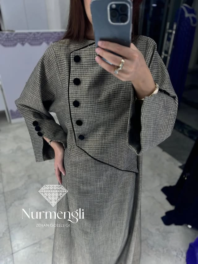 Türkmen fasonlar pombarh fasonlar Fasonlar 2025 fasonlar fason moda modalar Bezen bezen Türkmen fasonlar 2026 Türkmen fasonlar 2025 Türkmen fasonlar 2024 Türkmen fasonlar 2023 turkmenistan türkmenistan turkmen türkmen ashgabat  asgabat aşgabat balkan mary lebap dashoguz dasoguz daşoguz pombarh ponbarhat gulyupek gülýüpek stapel ştapel Gralan Çüýdeşen Abaýa Gadymy Krep Gurultaý 	Keteni Ýüpek Şifon Gipýur Lyon Welwet Atlas Kaşemir Streýç Suzana Ştapel Gülýüpek Pombarh Ýupka Gursakça Aksesuarlar Palto Penjek Okuw eşik Fata Sport eşik Uniforma Nakidka Öýme Şarf kompýuter ýaka ýaglyk Arenda köýnek 2nji el köýnek Taýyn köýnek Matalar Milli lybas milli lybaslar Toý köýnek Toý köýnekler toy koynek toy koynekler gundelik koynekler Gündelik	 
 köýnekler fata koynek Modern taze fason Eskiz koynektm turkmenkoynek türkmenkoynek fason moda moda fasonlar Iş eşik el iş	sada	ýakaly ýakasyz	keşdeli biserli	ýeňli giň nagyşly ýüregi açyk stoýka ýaka ýanly kombinasiýa 	zerli üsti aşak guşakly seçekli gysga ýeňli 