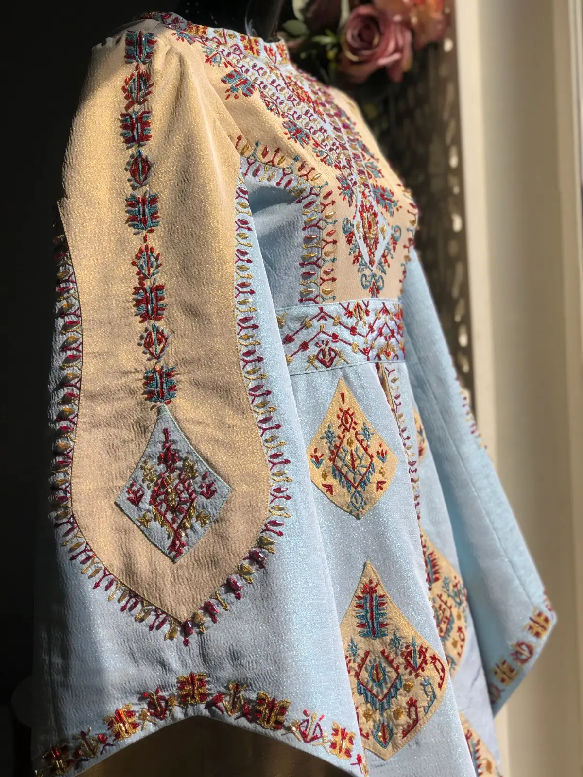 Türkmen fasonlar pombarh fasonlar Fasonlar 2025 fasonlar fason moda modalar Bezen bezen Türkmen fasonlar 2026 Türkmen fasonlar 2025 Türkmen fasonlar 2024 Türkmen fasonlar 2023 turkmenistan türkmenistan turkmen türkmen ashgabat  asgabat aşgabat balkan mary lebap dashoguz dasoguz daşoguz pombarh ponbarhat gulyupek gülýüpek stapel ştapel Gralan Çüýdeşen Abaýa Gadymy Krep Gurultaý 	Keteni Ýüpek Şifon Gipýur Lyon Welwet Atlas Kaşemir Streýç Suzana Ştapel Gülýüpek Pombarh Ýupka Gursakça Aksesuarlar Palto Penjek Okuw eşik Fata Sport eşik Uniforma Nakidka Öýme Şarf kompýuter ýaka ýaglyk Arenda köýnek 2nji el köýnek Taýyn köýnek Matalar Milli lybas milli lybaslar Toý köýnek Toý köýnekler toy koynek toy koynekler gundelik koynekler Gündelik	 
 köýnekler fata koynek Modern taze fason Eskiz koynektm turkmenkoynek türkmenkoynek fason moda moda fasonlar Iş eşik el iş	sada	ýakaly ýakasyz	keşdeli biserli	ýeňli giň nagyşly ýüregi açyk stoýka ýaka ýanly kombinasiýa 	zerli üsti aşak guşakly seçekli gysga ýeňli Modern keşdeli, biserli  Bežewyý, Gök, Altyn