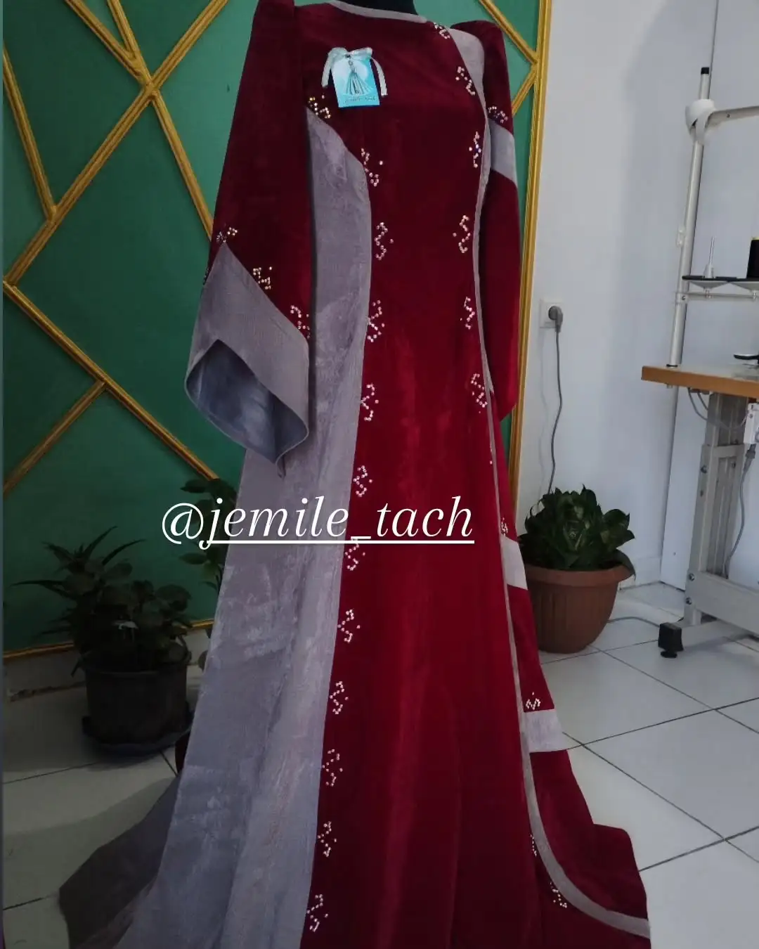 Türkmen fasonlar pombarh fasonlar Fasonlar 2025 fasonlar fason moda modalar Bezen bezen Türkmen fasonlar 2026 Türkmen fasonlar 2025 Türkmen fasonlar 2024 Türkmen fasonlar 2023 turkmenistan türkmenistan turkmen türkmen ashgabat  asgabat aşgabat balkan mary lebap dashoguz dasoguz daşoguz pombarh ponbarhat gulyupek gülýüpek stapel ştapel Gralan Çüýdeşen Abaýa Gadymy Krep Gurultaý 	Keteni Ýüpek Şifon Gipýur Lyon Welwet Atlas Kaşemir Streýç Suzana Ştapel Gülýüpek Pombarh Ýupka Gursakça Aksesuarlar Palto Penjek Okuw eşik Fata Sport eşik Uniforma Nakidka Öýme Şarf kompýuter ýaka ýaglyk Arenda köýnek 2nji el köýnek Taýyn köýnek Matalar Milli lybas milli lybaslar Toý köýnek Toý köýnekler toy koynek toy koynekler gundelik koynekler Gündelik	 
 köýnekler fata koynek Modern taze fason Eskiz koynektm turkmenkoynek türkmenkoynek fason moda moda fasonlar Iş eşik el iş	sada	ýakaly ýakasyz	keşdeli biserli	ýeňli giň nagyşly ýüregi açyk stoýka ýaka ýanly kombinasiýa 	zerli üsti aşak guşakly seçekli gysga ýeňli Gülýüpek Toý köýnek el iş, ýakasyz  Gyzyl