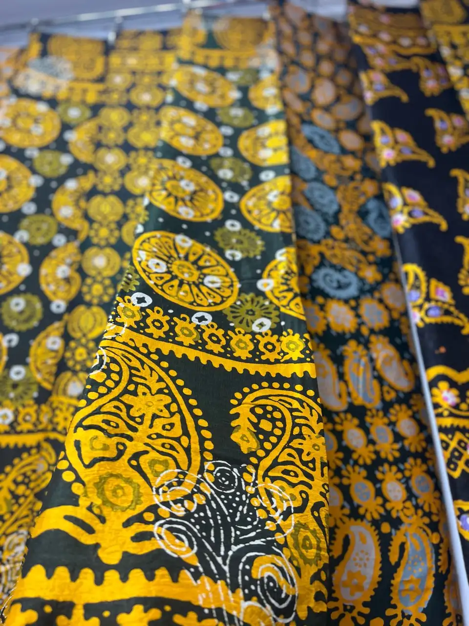 Türkmen fasonlar pombarh fasonlar Fasonlar 2025 fasonlar fason moda modalar Bezen bezen Türkmen fasonlar 2026 Türkmen fasonlar 2025 Türkmen fasonlar 2024 Türkmen fasonlar 2023 turkmenistan türkmenistan turkmen türkmen ashgabat  asgabat aşgabat balkan mary lebap dashoguz dasoguz daşoguz pombarh ponbarhat gulyupek gülýüpek stapel ştapel Gralan Çüýdeşen Abaýa Gadymy Krep Gurultaý 	Keteni Ýüpek Şifon Gipýur Lyon Welwet Atlas Kaşemir Streýç Suzana Ştapel Gülýüpek Pombarh Ýupka Gursakça Aksesuarlar Palto Penjek Okuw eşik Fata Sport eşik Uniforma Nakidka Öýme Şarf kompýuter ýaka ýaglyk Arenda köýnek 2nji el köýnek Taýyn köýnek Matalar Milli lybas milli lybaslar Toý köýnek Toý köýnekler toy koynek toy koynekler gundelik koynekler Gündelik	 
 köýnekler fata koynek Modern taze fason Eskiz koynektm turkmenkoynek türkmenkoynek fason moda moda fasonlar Iş eşik el iş	sada	ýakaly ýakasyz	keşdeli biserli	ýeňli giň nagyşly ýüregi açyk stoýka ýaka ýanly kombinasiýa 	zerli üsti aşak guşakly seçekli gysga ýeňli Öýme