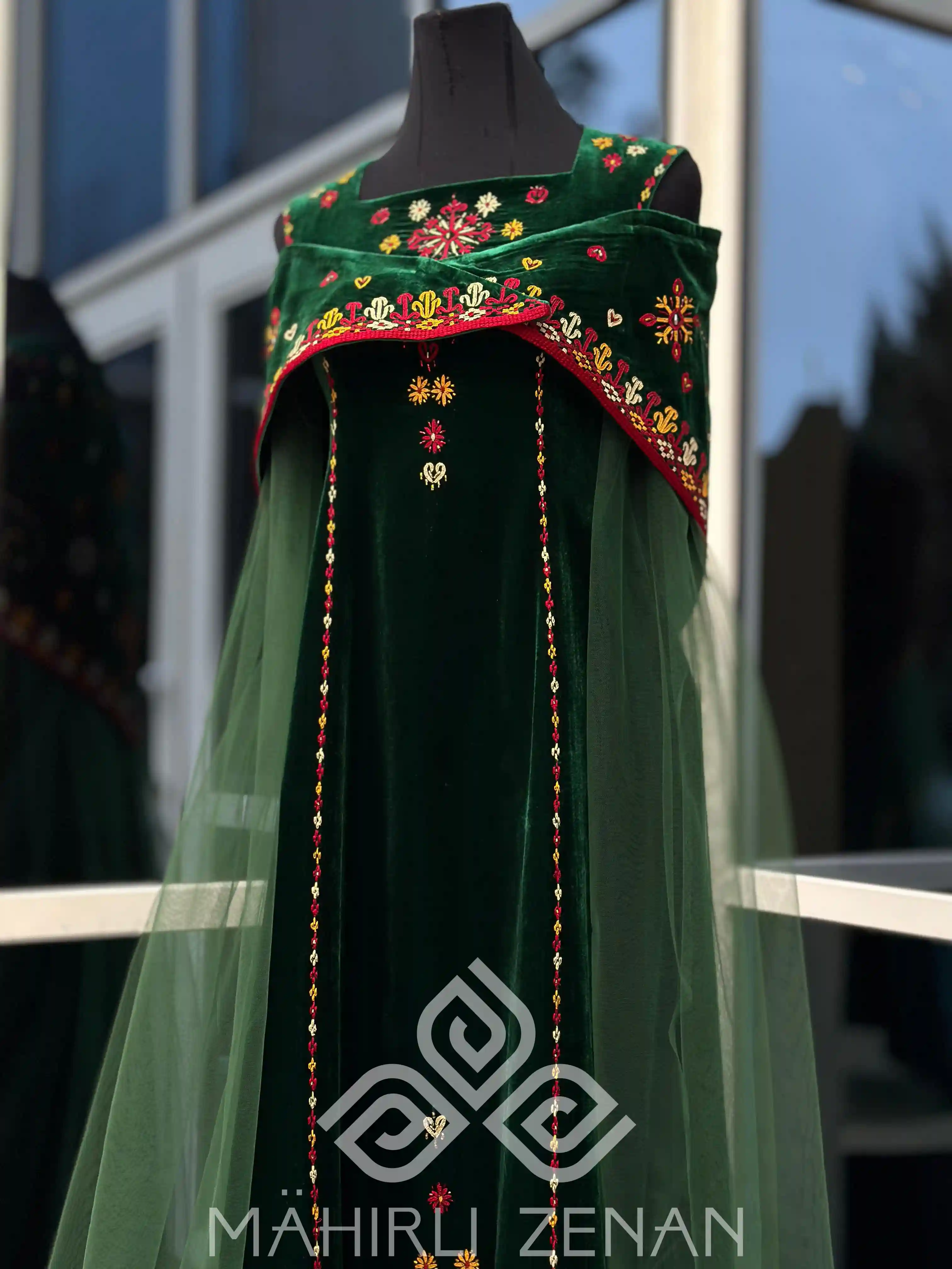 Türkmen fasonlar pombarh fasonlar Fasonlar 2025 fasonlar fason moda modalar Bezen bezen Türkmen fasonlar 2026 Türkmen fasonlar 2025 Türkmen fasonlar 2024 Türkmen fasonlar 2023 turkmenistan türkmenistan turkmen türkmen ashgabat  asgabat aşgabat balkan mary lebap dashoguz dasoguz daşoguz pombarh ponbarhat gulyupek gülýüpek stapel ştapel Gralan Çüýdeşen Abaýa Gadymy Krep Gurultaý 	Keteni Ýüpek Şifon Gipýur Lyon Welwet Atlas Kaşemir Streýç Suzana Ştapel Gülýüpek Pombarh Ýupka Gursakça Aksesuarlar Palto Penjek Okuw eşik Fata Sport eşik Uniforma Nakidka Öýme Şarf kompýuter ýaka ýaglyk Arenda köýnek 2nji el köýnek Taýyn köýnek Matalar Milli lybas milli lybaslar Toý köýnek Toý köýnekler toy koynek toy koynekler gundelik koynekler Gündelik	 
 köýnekler fata koynek Modern taze fason Eskiz koynektm turkmenkoynek türkmenkoynek fason moda moda fasonlar Iş eşik el iş	sada	ýakaly ýakasyz	keşdeli biserli	ýeňli giň nagyşly ýüregi açyk stoýka ýaka ýanly kombinasiýa 	zerli üsti aşak guşakly seçekli gysga ýeňli Keteni Toý köýnek, Modern el iş, biserli  Haki, Gyzyl, Sary, Goýy-ýaşyl