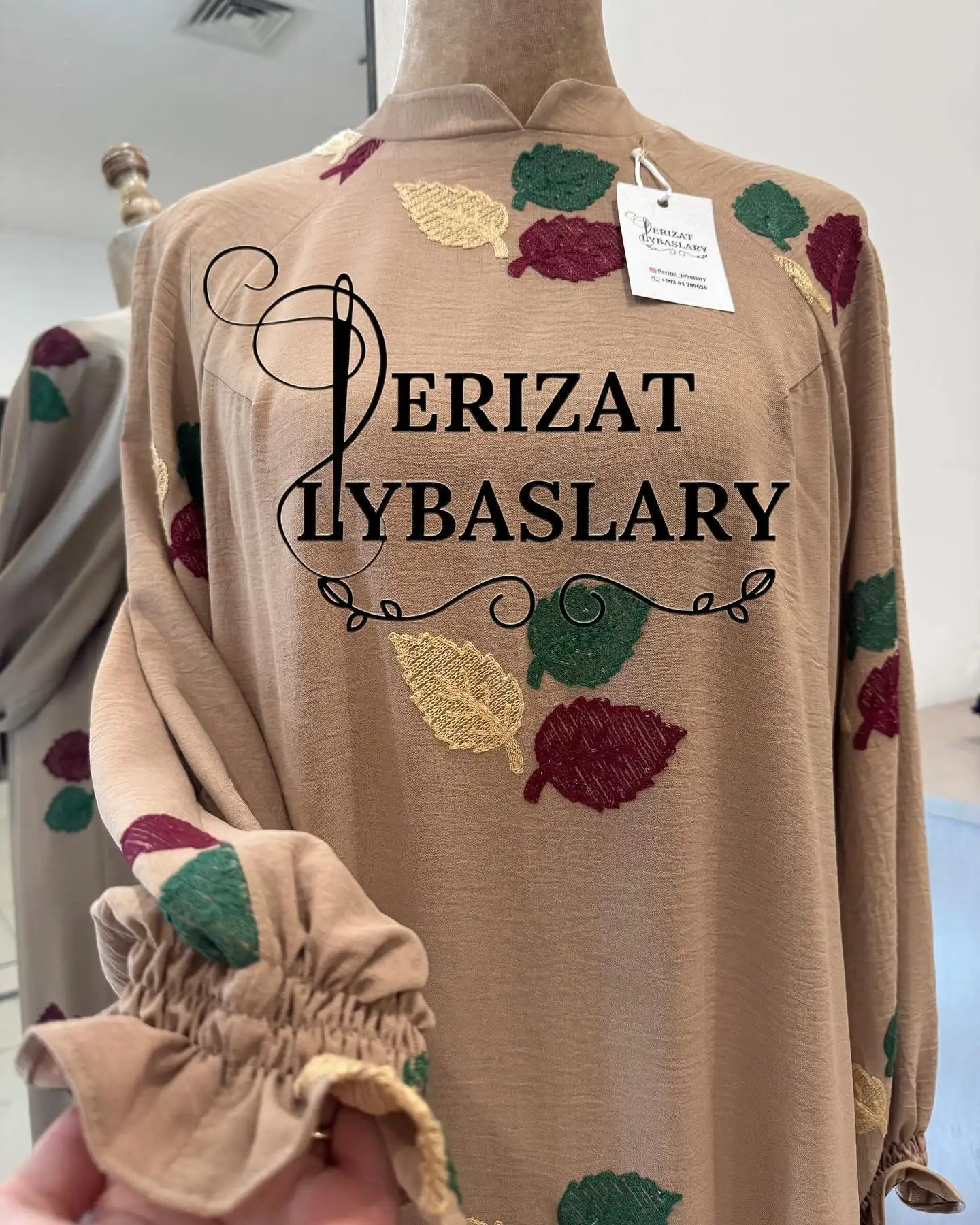 Türkmen fasonlar pombarh fasonlar Fasonlar 2025 fasonlar fason moda modalar Bezen bezen Türkmen fasonlar 2026 Türkmen fasonlar 2025 Türkmen fasonlar 2024 Türkmen fasonlar 2023 turkmenistan türkmenistan turkmen türkmen ashgabat  asgabat aşgabat balkan mary lebap dashoguz dasoguz daşoguz pombarh ponbarhat gulyupek gülýüpek stapel ştapel Gralan Çüýdeşen Abaýa Gadymy Krep Gurultaý 	Keteni Ýüpek Şifon Gipýur Lyon Welwet Atlas Kaşemir Streýç Suzana Ştapel Gülýüpek Pombarh Ýupka Gursakça Aksesuarlar Palto Penjek Okuw eşik Fata Sport eşik Uniforma Nakidka Öýme Şarf kompýuter ýaka ýaglyk Arenda köýnek 2nji el köýnek Taýyn köýnek Matalar Milli lybas milli lybaslar Toý köýnek Toý köýnekler toy koynek toy koynekler gundelik koynekler Gündelik	 
 köýnekler fata koynek Modern taze fason Eskiz koynektm turkmenkoynek türkmenkoynek fason moda moda fasonlar Iş eşik el iş	sada	ýakaly ýakasyz	keşdeli biserli	ýeňli giň nagyşly ýüregi açyk stoýka ýaka ýanly kombinasiýa 	zerli üsti aşak guşakly seçekli gysga ýeňli Suzana Gündelik sada, stoýka ýaka  Pudra