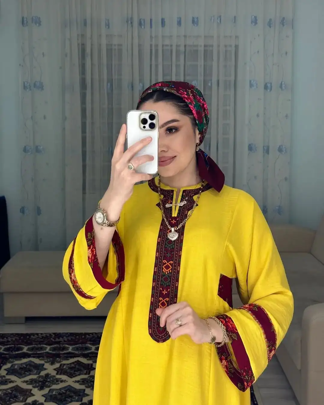 Türkmen fasonlar pombarh fasonlar Fasonlar 2025 fasonlar fason moda modalar Bezen bezen Türkmen fasonlar 2026 Türkmen fasonlar 2025 Türkmen fasonlar 2024 Türkmen fasonlar 2023 turkmenistan türkmenistan turkmen türkmen ashgabat  asgabat aşgabat balkan mary lebap dashoguz dasoguz daşoguz pombarh ponbarhat gulyupek gülýüpek stapel ştapel Gralan Çüýdeşen Abaýa Gadymy Krep Gurultaý 	Keteni Ýüpek Şifon Gipýur Lyon Welwet Atlas Kaşemir Streýç Suzana Ştapel Gülýüpek Pombarh Ýupka Gursakça Aksesuarlar Palto Penjek Okuw eşik Fata Sport eşik Uniforma Nakidka Öýme Şarf kompýuter ýaka ýaglyk Arenda köýnek 2nji el köýnek Taýyn köýnek Matalar Milli lybas milli lybaslar Toý köýnek Toý köýnekler toy koynek toy koynekler gundelik koynekler Gündelik	 
 köýnekler fata koynek Modern taze fason Eskiz koynektm turkmenkoynek türkmenkoynek fason moda moda fasonlar Iş eşik el iş	sada	ýakaly ýakasyz	keşdeli biserli	ýeňli giň nagyşly ýüregi açyk stoýka ýaka ýanly kombinasiýa 	zerli üsti aşak guşakly seçekli gysga ýeňli Lyon  el iş, ýakaly, ýüregi açyk, giň, kombinasiýa  Sary