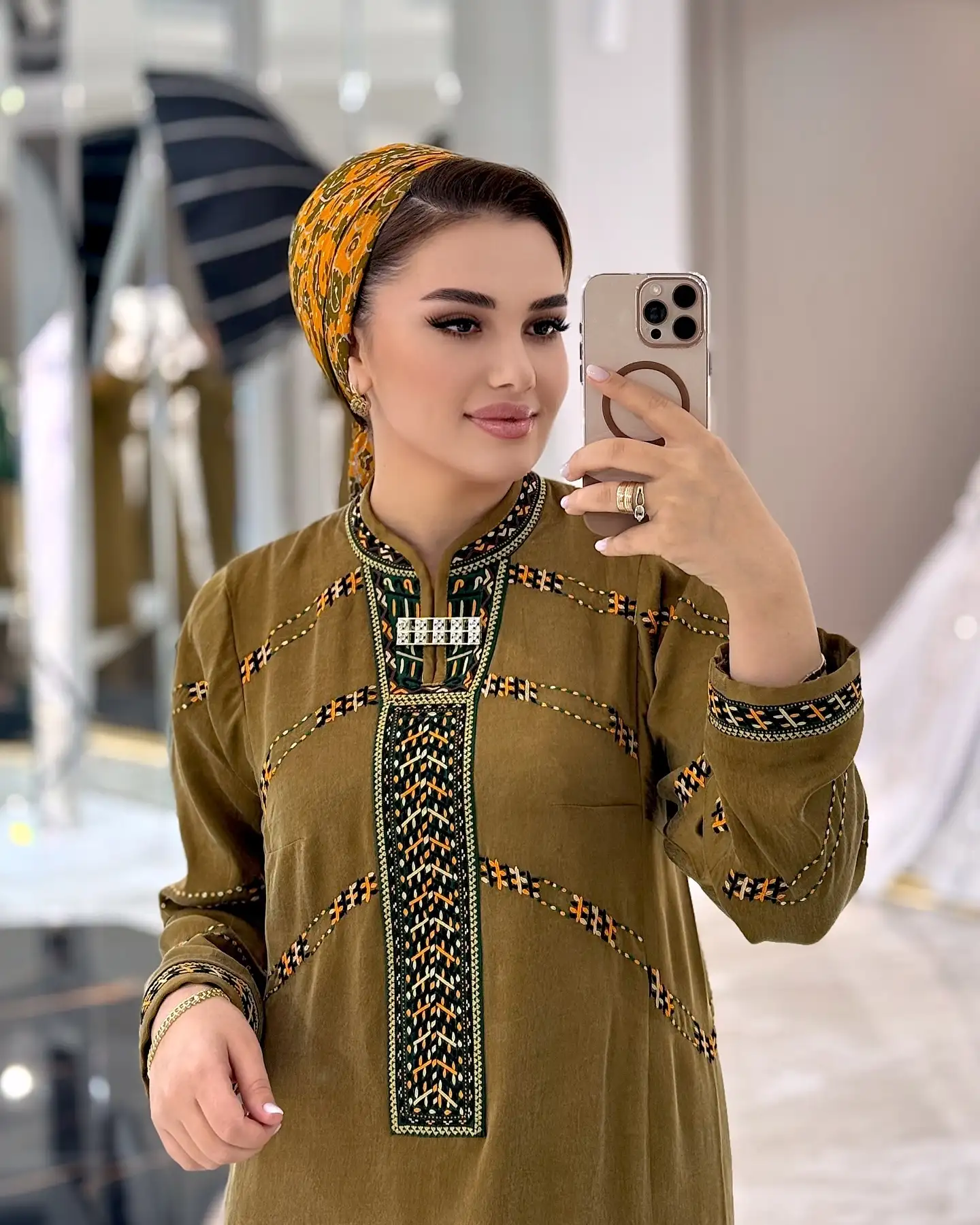 Türkmen fasonlar pombarh fasonlar Fasonlar 2025 fasonlar fason moda modalar Bezen bezen Türkmen fasonlar 2026 Türkmen fasonlar 2025 Türkmen fasonlar 2024 Türkmen fasonlar 2023 turkmenistan türkmenistan turkmen türkmen ashgabat  asgabat aşgabat balkan mary lebap dashoguz dasoguz daşoguz pombarh ponbarhat gulyupek gülýüpek stapel ştapel Gralan Çüýdeşen Abaýa Gadymy Krep Gurultaý 	Keteni Ýüpek Şifon Gipýur Lyon Welwet Atlas Kaşemir Streýç Suzana Ştapel Gülýüpek Pombarh Ýupka Gursakça Aksesuarlar Palto Penjek Okuw eşik Fata Sport eşik Uniforma Nakidka Öýme Şarf kompýuter ýaka ýaglyk Arenda köýnek 2nji el köýnek Taýyn köýnek Matalar Milli lybas milli lybaslar Toý köýnek Toý köýnekler toy koynek toy koynekler gundelik koynekler Gündelik	 
 köýnekler fata koynek Modern taze fason Eskiz koynektm turkmenkoynek türkmenkoynek fason moda moda fasonlar Iş eşik el iş	sada	ýakaly ýakasyz	keşdeli biserli	ýeňli giň nagyşly ýüregi açyk stoýka ýaka ýanly kombinasiýa 	zerli üsti aşak guşakly seçekli gysga ýeňli Gülýüpek Toý köýnek el iş, ýakaly  Altyn