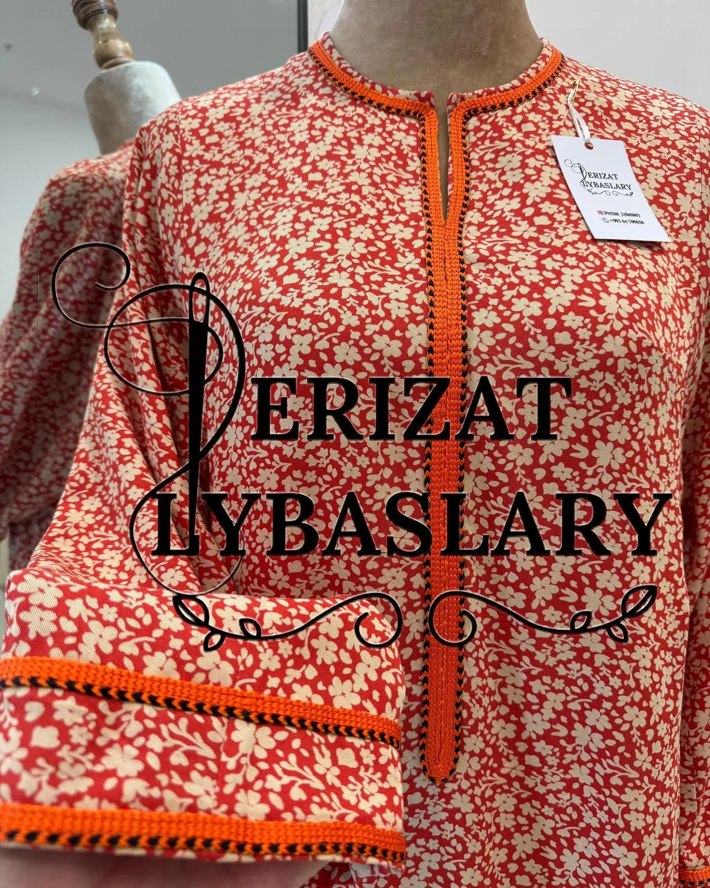 Türkmen fasonlar pombarh fasonlar Fasonlar 2025 fasonlar fason moda modalar Bezen bezen Türkmen fasonlar 2026 Türkmen fasonlar 2025 Türkmen fasonlar 2024 Türkmen fasonlar 2023 turkmenistan türkmenistan turkmen türkmen ashgabat  asgabat aşgabat balkan mary lebap dashoguz dasoguz daşoguz pombarh ponbarhat gulyupek gülýüpek stapel ştapel Gralan Çüýdeşen Abaýa Gadymy Krep Gurultaý 	Keteni Ýüpek Şifon Gipýur Lyon Welwet Atlas Kaşemir Streýç Suzana Ştapel Gülýüpek Pombarh Ýupka Gursakça Aksesuarlar Palto Penjek Okuw eşik Fata Sport eşik Uniforma Nakidka Öýme Şarf kompýuter ýaka ýaglyk Arenda köýnek 2nji el köýnek Taýyn köýnek Matalar Milli lybas milli lybaslar Toý köýnek Toý köýnekler toy koynek toy koynekler gundelik koynekler Gündelik	 
 köýnekler fata koynek Modern taze fason Eskiz koynektm turkmenkoynek türkmenkoynek fason moda moda fasonlar Iş eşik el iş	sada	ýakaly ýakasyz	keşdeli biserli	ýeňli giň nagyşly ýüregi açyk stoýka ýaka ýanly kombinasiýa 	zerli üsti aşak guşakly seçekli gysga ýeňli Ştapel Gündelik, Modern sada, ýakaly  Gara, Gyzyl