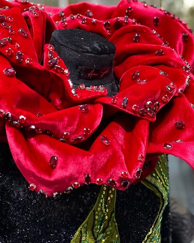 Türkmen fasonlar pombarh fasonlar Fasonlar 2025 fasonlar fason moda modalar Bezen bezen Türkmen fasonlar 2026 Türkmen fasonlar 2025 Türkmen fasonlar 2024 Türkmen fasonlar 2023 turkmenistan türkmenistan turkmen türkmen ashgabat  asgabat aşgabat balkan mary lebap dashoguz dasoguz daşoguz pombarh ponbarhat gulyupek gülýüpek stapel ştapel Gralan Çüýdeşen Abaýa Gadymy Krep Gurultaý 	Keteni Ýüpek Şifon Gipýur Lyon Welwet Atlas Kaşemir Streýç Suzana Ştapel Gülýüpek Pombarh Ýupka Gursakça Aksesuarlar Palto Penjek Okuw eşik Fata Sport eşik Uniforma Nakidka Öýme Şarf kompýuter ýaka ýaglyk Arenda köýnek 2nji el köýnek Taýyn köýnek Matalar Milli lybas milli lybaslar Toý köýnek Toý köýnekler toy koynek toy koynekler gundelik koynekler Gündelik	 
 köýnekler fata koynek Modern taze fason Eskiz koynektm turkmenkoynek türkmenkoynek fason moda moda fasonlar Iş eşik el iş	sada	ýakaly ýakasyz	keşdeli biserli	ýeňli giň nagyşly ýüregi açyk stoýka ýaka ýanly kombinasiýa 	zerli üsti aşak guşakly seçekli gysga ýeňli Modern el iş, ýakasyz, biserli, ýeňli, giň, kombinasiýa 26-35 Gara