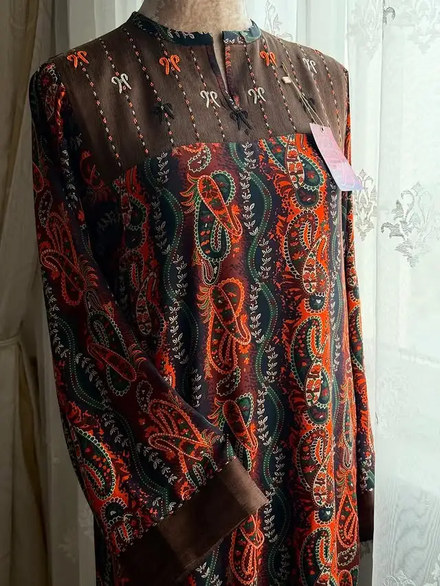 Türkmen fasonlar pombarh fasonlar Fasonlar 2025 fasonlar fason moda modalar Bezen bezen Türkmen fasonlar 2026 Türkmen fasonlar 2025 Türkmen fasonlar 2024 Türkmen fasonlar 2023 turkmenistan türkmenistan turkmen türkmen ashgabat  asgabat aşgabat balkan mary lebap dashoguz dasoguz daşoguz pombarh ponbarhat gulyupek gülýüpek stapel ştapel Gralan Çüýdeşen Abaýa Gadymy Krep Gurultaý 	Keteni Ýüpek Şifon Gipýur Lyon Welwet Atlas Kaşemir Streýç Suzana Ştapel Gülýüpek Pombarh Ýupka Gursakça Aksesuarlar Palto Penjek Okuw eşik Fata Sport eşik Uniforma Nakidka Öýme Şarf kompýuter ýaka ýaglyk Arenda köýnek 2nji el köýnek Taýyn köýnek Matalar Milli lybas milli lybaslar Toý köýnek Toý köýnekler toy koynek toy koynekler gundelik koynekler Gündelik	 
 köýnekler fata koynek Modern taze fason Eskiz koynektm turkmenkoynek türkmenkoynek fason moda moda fasonlar Iş eşik el iş	sada	ýakaly ýakasyz	keşdeli biserli	ýeňli giň nagyşly ýüregi açyk stoýka ýaka ýanly kombinasiýa 	zerli üsti aşak guşakly seçekli gysga ýeňli Ştapel, Gadymy Gündelik ýakasyz, ýeňli, giň, nagyşly 26-35  yaz, tomus, guyz