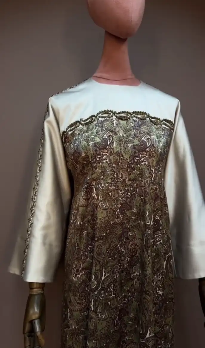 Türkmen fasonlar pombarh fasonlar Fasonlar 2025 fasonlar fason moda modalar Bezen bezen Türkmen fasonlar 2026 Türkmen fasonlar 2025 Türkmen fasonlar 2024 Türkmen fasonlar 2023 turkmenistan türkmenistan turkmen türkmen ashgabat  asgabat aşgabat balkan mary lebap dashoguz dasoguz daşoguz pombarh ponbarhat gulyupek gülýüpek stapel ştapel Gralan Çüýdeşen Abaýa Gadymy Krep Gurultaý 	Keteni Ýüpek Şifon Gipýur Lyon Welwet Atlas Kaşemir Streýç Suzana Ştapel Gülýüpek Pombarh Ýupka Gursakça Aksesuarlar Palto Penjek Okuw eşik Fata Sport eşik Uniforma Nakidka Öýme Şarf kompýuter ýaka ýaglyk Arenda köýnek 2nji el köýnek Taýyn köýnek Matalar Milli lybas milli lybaslar Toý köýnek Toý köýnekler toy koynek toy koynekler gundelik koynekler Gündelik	 
 köýnekler fata koynek Modern taze fason Eskiz koynektm turkmenkoynek türkmenkoynek fason moda moda fasonlar Iş eşik el iş	sada	ýakaly ýakasyz	keşdeli biserli	ýeňli giň nagyşly ýüregi açyk stoýka ýaka ýanly kombinasiýa 	zerli üsti aşak guşakly seçekli gysga ýeňli Toý köýnek el iş