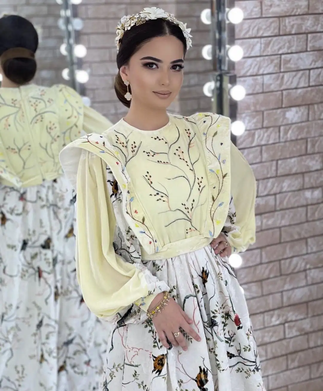 Türkmen fasonlar pombarh fasonlar Fasonlar 2025 fasonlar fason moda modalar Bezen bezen Türkmen fasonlar 2026 Türkmen fasonlar 2025 Türkmen fasonlar 2024 Türkmen fasonlar 2023 turkmenistan türkmenistan turkmen türkmen ashgabat  asgabat aşgabat balkan mary lebap dashoguz dasoguz daşoguz pombarh ponbarhat gulyupek gülýüpek stapel ştapel Gralan Çüýdeşen Abaýa Gadymy Krep Gurultaý 	Keteni Ýüpek Şifon Gipýur Lyon Welwet Atlas Kaşemir Streýç Suzana Ştapel Gülýüpek Pombarh Ýupka Gursakça Aksesuarlar Palto Penjek Okuw eşik Fata Sport eşik Uniforma Nakidka Öýme Şarf kompýuter ýaka ýaglyk Arenda köýnek 2nji el köýnek Taýyn köýnek Matalar Milli lybas milli lybaslar Toý köýnek Toý köýnekler toy koynek toy koynekler gundelik koynekler Gündelik	 
 köýnekler fata koynek Modern taze fason Eskiz koynektm turkmenkoynek türkmenkoynek fason moda moda fasonlar Iş eşik el iş	sada	ýakaly ýakasyz	keşdeli biserli	ýeňli giň nagyşly ýüregi açyk stoýka ýaka ýanly kombinasiýa 	zerli üsti aşak guşakly seçekli gysga ýeňli Şifon, Lyon Toý köýnek el iş, ýakasyz, ýeňli, kombinasiýa