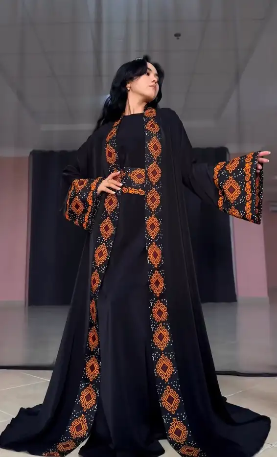 Türkmen fasonlar pombarh fasonlar Fasonlar 2025 fasonlar fason moda modalar Bezen bezen Türkmen fasonlar 2026 Türkmen fasonlar 2025 Türkmen fasonlar 2024 Türkmen fasonlar 2023 turkmenistan türkmenistan turkmen türkmen ashgabat  asgabat aşgabat balkan mary lebap dashoguz dasoguz daşoguz pombarh ponbarhat gulyupek gülýüpek stapel ştapel Gralan Çüýdeşen Abaýa Gadymy Krep Gurultaý 	Keteni Ýüpek Şifon Gipýur Lyon Welwet Atlas Kaşemir Streýç Suzana Ştapel Gülýüpek Pombarh Ýupka Gursakça Aksesuarlar Palto Penjek Okuw eşik Fata Sport eşik Uniforma Nakidka Öýme Şarf kompýuter ýaka ýaglyk Arenda köýnek 2nji el köýnek Taýyn köýnek Matalar Milli lybas milli lybaslar Toý köýnek Toý köýnekler toy koynek toy koynekler gundelik koynekler Gündelik	 
 köýnekler fata koynek Modern taze fason Eskiz koynektm turkmenkoynek türkmenkoynek fason moda moda fasonlar Iş eşik el iş	sada	ýakaly ýakasyz	keşdeli biserli	ýeňli giň nagyşly ýüregi açyk stoýka ýaka ýanly kombinasiýa 	zerli üsti aşak guşakly seçekli gysga ýeňli Modern ýakasyz, ýeňli, giň, guşakly 17-25, 26-35 Gara yaz, tomus, guyz