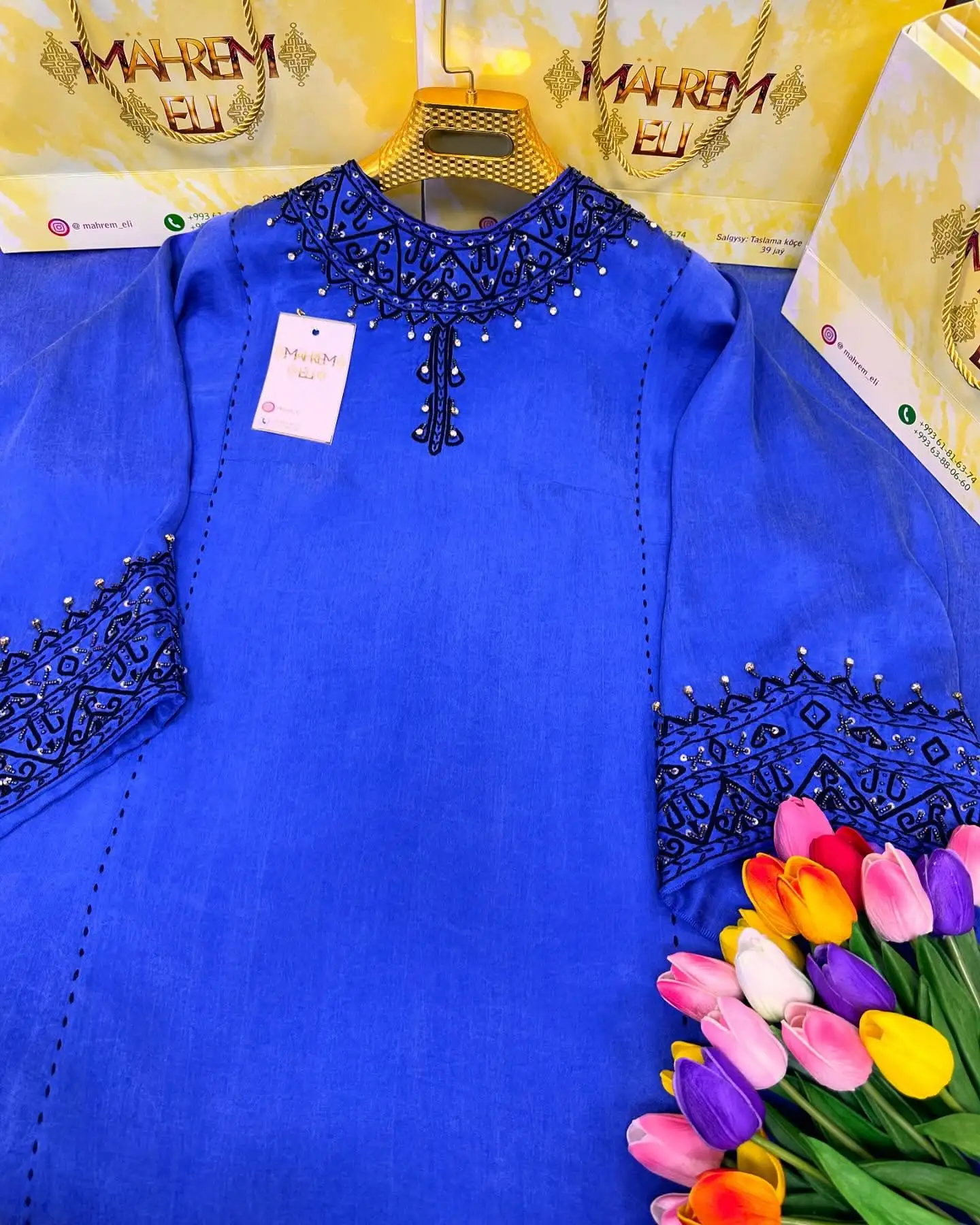 Türkmen fasonlar pombarh fasonlar Fasonlar 2025 fasonlar fason moda modalar Bezen bezen Türkmen fasonlar 2026 Türkmen fasonlar 2025 Türkmen fasonlar 2024 Türkmen fasonlar 2023 turkmenistan türkmenistan turkmen türkmen ashgabat  asgabat aşgabat balkan mary lebap dashoguz dasoguz daşoguz pombarh ponbarhat gulyupek gülýüpek stapel ştapel Gralan Çüýdeşen Abaýa Gadymy Krep Gurultaý 	Keteni Ýüpek Şifon Gipýur Lyon Welwet Atlas Kaşemir Streýç Suzana Ştapel Gülýüpek Pombarh Ýupka Gursakça Aksesuarlar Palto Penjek Okuw eşik Fata Sport eşik Uniforma Nakidka Öýme Şarf kompýuter ýaka ýaglyk Arenda köýnek 2nji el köýnek Taýyn köýnek Matalar Milli lybas milli lybaslar Toý köýnek Toý köýnekler toy koynek toy koynekler gundelik koynekler Gündelik	 
 köýnekler fata koynek Modern taze fason Eskiz koynektm turkmenkoynek türkmenkoynek fason moda moda fasonlar Iş eşik el iş	sada	ýakaly ýakasyz	keşdeli biserli	ýeňli giň nagyşly ýüregi açyk stoýka ýaka ýanly kombinasiýa 	zerli üsti aşak guşakly seçekli gysga ýeňli Lyon Toý köýnek, Gündelik sada, biserli  Goýy-gök