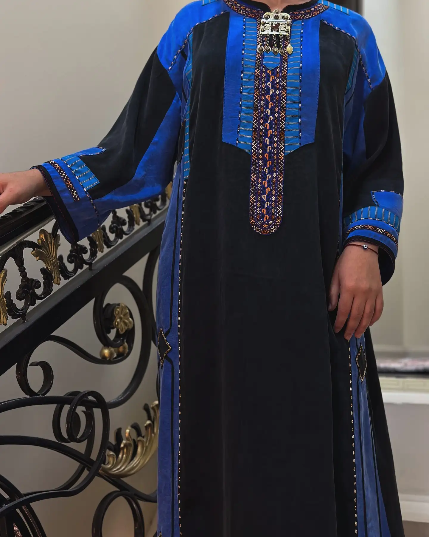 Türkmen fasonlar pombarh fasonlar Fasonlar 2025 fasonlar fason moda modalar Bezen bezen Türkmen fasonlar 2026 Türkmen fasonlar 2025 Türkmen fasonlar 2024 Türkmen fasonlar 2023 turkmenistan türkmenistan turkmen türkmen ashgabat  asgabat aşgabat balkan mary lebap dashoguz dasoguz daşoguz pombarh ponbarhat gulyupek gülýüpek stapel ştapel Gralan Çüýdeşen Abaýa Gadymy Krep Gurultaý 	Keteni Ýüpek Şifon Gipýur Lyon Welwet Atlas Kaşemir Streýç Suzana Ştapel Gülýüpek Pombarh Ýupka Gursakça Aksesuarlar Palto Penjek Okuw eşik Fata Sport eşik Uniforma Nakidka Öýme Şarf kompýuter ýaka ýaglyk Arenda köýnek 2nji el köýnek Taýyn köýnek Matalar Milli lybas milli lybaslar Toý köýnek Toý köýnekler toy koynek toy koynekler gundelik koynekler Gündelik	 
 köýnekler fata koynek Modern taze fason Eskiz koynektm turkmenkoynek türkmenkoynek fason moda moda fasonlar Iş eşik el iş	sada	ýakaly ýakasyz	keşdeli biserli	ýeňli giň nagyşly ýüregi açyk stoýka ýaka ýanly kombinasiýa 	zerli üsti aşak guşakly seçekli gysga ýeňli Gülýüpek Toý köýnek, Gündelik el iş, ýakaly  Gara, Gök