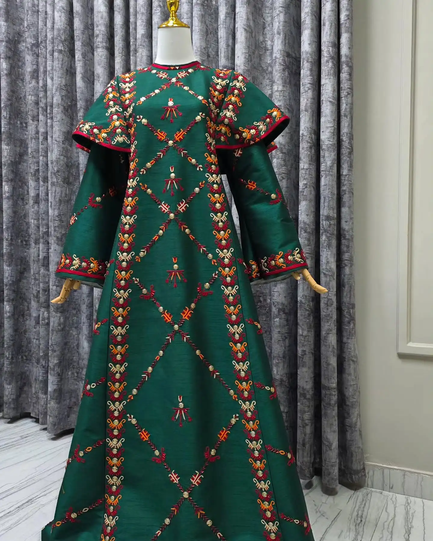 Türkmen fasonlar pombarh fasonlar Fasonlar 2025 fasonlar fason moda modalar Bezen bezen Türkmen fasonlar 2026 Türkmen fasonlar 2025 Türkmen fasonlar 2024 Türkmen fasonlar 2023 turkmenistan türkmenistan turkmen türkmen ashgabat  asgabat aşgabat balkan mary lebap dashoguz dasoguz daşoguz pombarh ponbarhat gulyupek gülýüpek stapel ştapel Gralan Çüýdeşen Abaýa Gadymy Krep Gurultaý 	Keteni Ýüpek Şifon Gipýur Lyon Welwet Atlas Kaşemir Streýç Suzana Ştapel Gülýüpek Pombarh Ýupka Gursakça Aksesuarlar Palto Penjek Okuw eşik Fata Sport eşik Uniforma Nakidka Öýme Şarf kompýuter ýaka ýaglyk Arenda köýnek 2nji el köýnek Taýyn köýnek Matalar Milli lybas milli lybaslar Toý köýnek Toý köýnekler toy koynek toy koynekler gundelik koynekler Gündelik	 
 köýnekler fata koynek Modern taze fason Eskiz koynektm turkmenkoynek türkmenkoynek fason moda moda fasonlar Iş eşik el iş	sada	ýakaly ýakasyz	keşdeli biserli	ýeňli giň nagyşly ýüregi açyk stoýka ýaka ýanly kombinasiýa 	zerli üsti aşak guşakly seçekli gysga ýeňli Şantu Toý köýnek el iş, keşdeli, biserli, ýeňli, giň 17-25, 26-35 Goýy-ýaşyl yaz, tomus, guyz, gysh