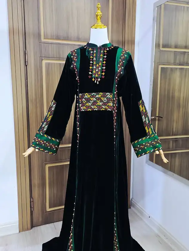 Türkmen fasonlar pombarh fasonlar Fasonlar 2025 fasonlar fason moda modalar Bezen bezen Türkmen fasonlar 2026 Türkmen fasonlar 2025 Türkmen fasonlar 2024 Türkmen fasonlar 2023 turkmenistan türkmenistan turkmen türkmen ashgabat  asgabat aşgabat balkan mary lebap dashoguz dasoguz daşoguz pombarh ponbarhat gulyupek gülýüpek stapel ştapel Gralan Çüýdeşen Abaýa Gadymy Krep Gurultaý 	Keteni Ýüpek Şifon Gipýur Lyon Welwet Atlas Kaşemir Streýç Suzana Ştapel Gülýüpek Pombarh Ýupka Gursakça Aksesuarlar Palto Penjek Okuw eşik Fata Sport eşik Uniforma Nakidka Öýme Şarf kompýuter ýaka ýaglyk Arenda köýnek 2nji el köýnek Taýyn köýnek Matalar Milli lybas milli lybaslar Toý köýnek Toý köýnekler toy koynek toy koynekler gundelik koynekler Gündelik	 
 köýnekler fata koynek Modern taze fason Eskiz koynektm turkmenkoynek türkmenkoynek fason moda moda fasonlar Iş eşik el iş	sada	ýakaly ýakasyz	keşdeli biserli	ýeňli giň nagyşly ýüregi açyk stoýka ýaka ýanly kombinasiýa 	zerli üsti aşak guşakly seçekli gysga ýeňli Panbarhat (Pombarh) Toý köýnek, Milli lybas el iş, ýakaly, biserli, ýeňli, giň, nagyşly 17-25, 26-35, 35+ Gara, Goýy-ýaşyl yaz, guyz, gysh