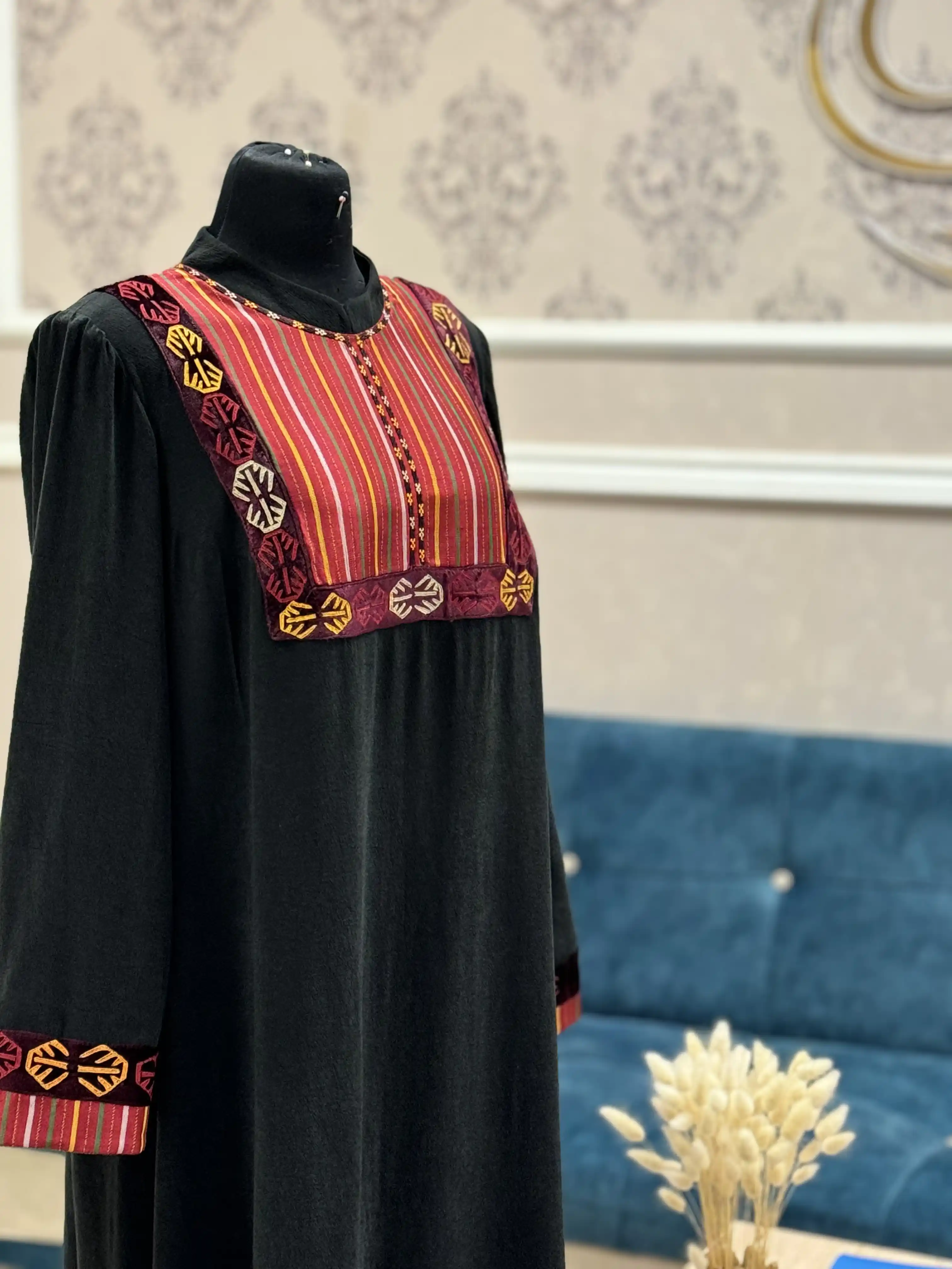 Türkmen fasonlar pombarh fasonlar Fasonlar 2025 fasonlar fason moda modalar Bezen bezen Türkmen fasonlar 2026 Türkmen fasonlar 2025 Türkmen fasonlar 2024 Türkmen fasonlar 2023 turkmenistan türkmenistan turkmen türkmen ashgabat  asgabat aşgabat balkan mary lebap dashoguz dasoguz daşoguz pombarh ponbarhat gulyupek gülýüpek stapel ştapel Gralan Çüýdeşen Abaýa Gadymy Krep Gurultaý 	Keteni Ýüpek Şifon Gipýur Lyon Welwet Atlas Kaşemir Streýç Suzana Ştapel Gülýüpek Pombarh Ýupka Gursakça Aksesuarlar Palto Penjek Okuw eşik Fata Sport eşik Uniforma Nakidka Öýme Şarf kompýuter ýaka ýaglyk Arenda köýnek 2nji el köýnek Taýyn köýnek Matalar Milli lybas milli lybaslar Toý köýnek Toý köýnekler toy koynek toy koynekler gundelik koynekler Gündelik	 
 köýnekler fata koynek Modern taze fason Eskiz koynektm turkmenkoynek türkmenkoynek fason moda moda fasonlar Iş eşik el iş	sada	ýakaly ýakasyz	keşdeli biserli	ýeňli giň nagyşly ýüregi açyk stoýka ýaka ýanly kombinasiýa 	zerli üsti aşak guşakly seçekli gysga ýeňli Gülýüpek    Gara