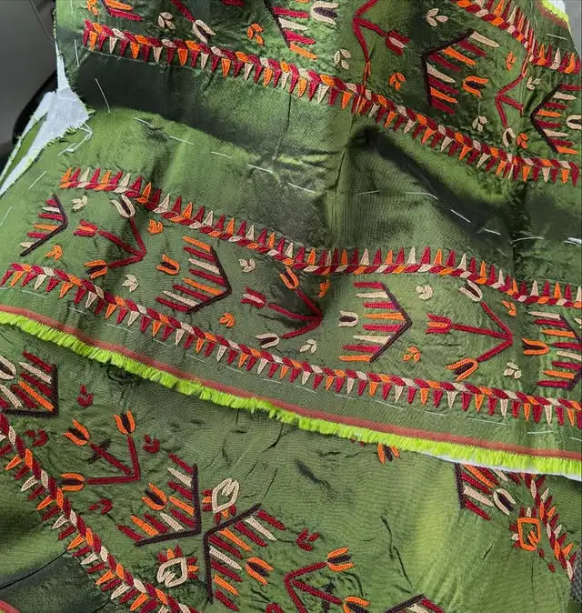 Türkmen fasonlar pombarh fasonlar Fasonlar 2025 fasonlar fason moda modalar Bezen bezen Türkmen fasonlar 2026 Türkmen fasonlar 2025 Türkmen fasonlar 2024 Türkmen fasonlar 2023 turkmenistan türkmenistan turkmen türkmen ashgabat  asgabat aşgabat balkan mary lebap dashoguz dasoguz daşoguz pombarh ponbarhat gulyupek gülýüpek stapel ştapel Gralan Çüýdeşen Abaýa Gadymy Krep Gurultaý 	Keteni Ýüpek Şifon Gipýur Lyon Welwet Atlas Kaşemir Streýç Suzana Ştapel Gülýüpek Pombarh Ýupka Gursakça Aksesuarlar Palto Penjek Okuw eşik Fata Sport eşik Uniforma Nakidka Öýme Şarf kompýuter ýaka ýaglyk Arenda köýnek 2nji el köýnek Taýyn köýnek Matalar Milli lybas milli lybaslar Toý köýnek Toý köýnekler toy koynek toy koynekler gundelik koynekler Gündelik	 
 köýnekler fata koynek Modern taze fason Eskiz koynektm turkmenkoynek türkmenkoynek fason moda moda fasonlar Iş eşik el iş	sada	ýakaly ýakasyz	keşdeli biserli	ýeňli giň nagyşly ýüregi açyk stoýka ýaka ýanly kombinasiýa 	zerli üsti aşak guşakly seçekli gysga ýeňli Milli lybas el iş, keşdeli, ýakasyz, ýeňli, giň, nagyşly 26-35 Haki yaz, guyz