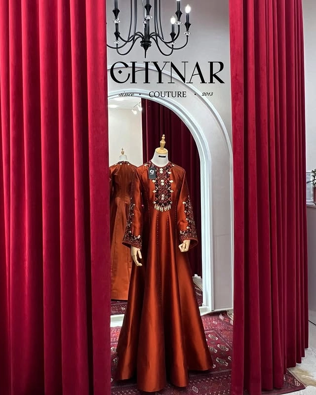 Türkmen fasonlar pombarh fasonlar Fasonlar 2025 fasonlar fason moda modalar Bezen bezen Türkmen fasonlar 2026 Türkmen fasonlar 2025 Türkmen fasonlar 2024 Türkmen fasonlar 2023 turkmenistan türkmenistan turkmen türkmen ashgabat  asgabat aşgabat balkan mary lebap dashoguz dasoguz daşoguz pombarh ponbarhat gulyupek gülýüpek stapel ştapel Gralan Çüýdeşen Abaýa Gadymy Krep Gurultaý 	Keteni Ýüpek Şifon Gipýur Lyon Welwet Atlas Kaşemir Streýç Suzana Ştapel Gülýüpek Pombarh Ýupka Gursakça Aksesuarlar Palto Penjek Okuw eşik Fata Sport eşik Uniforma Nakidka Öýme Şarf kompýuter ýaka ýaglyk Arenda köýnek 2nji el köýnek Taýyn köýnek Matalar Milli lybas milli lybaslar Toý köýnek Toý köýnekler toy koynek toy koynekler gundelik koynekler Gündelik	 
 köýnekler fata koynek Modern taze fason Eskiz koynektm turkmenkoynek türkmenkoynek fason moda moda fasonlar Iş eşik el iş	sada	ýakaly ýakasyz	keşdeli biserli	ýeňli giň nagyşly ýüregi açyk stoýka ýaka ýanly kombinasiýa 	zerli üsti aşak guşakly seçekli gysga ýeňli Toý köýnek el iş, keşdeli, ýakaly, ýanly, gysga ýeňli, giň, nagyşly 17-25, 26-35 Gyzyl yaz, guyz