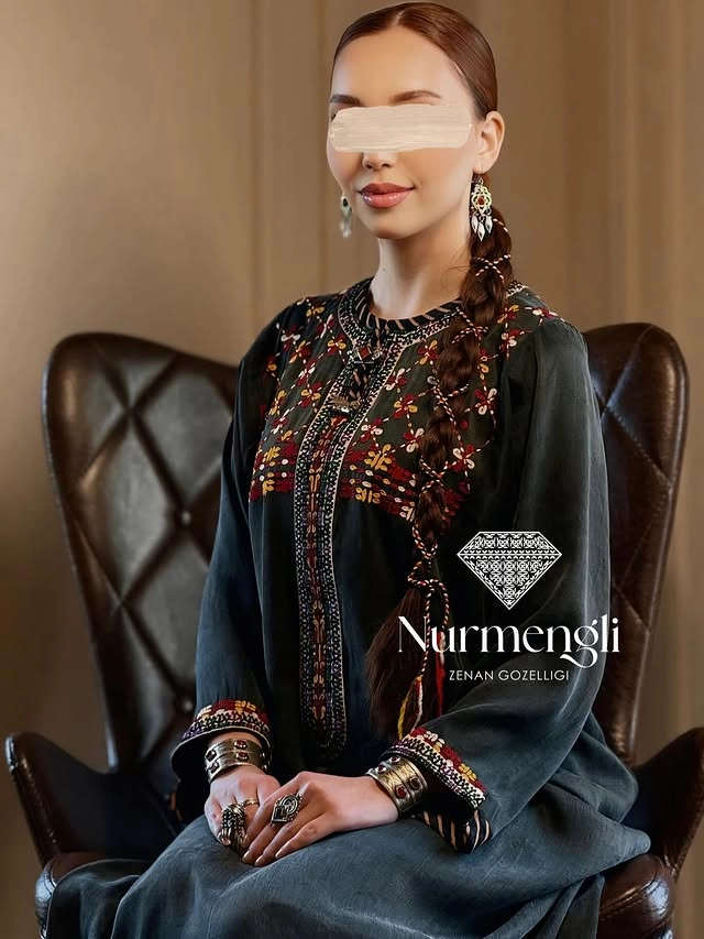 Türkmen fasonlar pombarh fasonlar Fasonlar 2025 fasonlar fason moda modalar Bezen bezen Türkmen fasonlar 2026 Türkmen fasonlar 2025 Türkmen fasonlar 2024 Türkmen fasonlar 2023 turkmenistan türkmenistan turkmen türkmen ashgabat  asgabat aşgabat balkan mary lebap dashoguz dasoguz daşoguz pombarh ponbarhat gulyupek gülýüpek stapel ştapel Gralan Çüýdeşen Abaýa Gadymy Krep Gurultaý 	Keteni Ýüpek Şifon Gipýur Lyon Welwet Atlas Kaşemir Streýç Suzana Ştapel Gülýüpek Pombarh Ýupka Gursakça Aksesuarlar Palto Penjek Okuw eşik Fata Sport eşik Uniforma Nakidka Öýme Şarf kompýuter ýaka ýaglyk Arenda köýnek 2nji el köýnek Taýyn köýnek Matalar Milli lybas milli lybaslar Toý köýnek Toý köýnekler toy koynek toy koynekler gundelik koynekler Gündelik	 
 köýnekler fata koynek Modern taze fason Eskiz koynektm turkmenkoynek türkmenkoynek fason moda moda fasonlar Iş eşik el iş	sada	ýakaly ýakasyz	keşdeli biserli	ýeňli giň nagyşly ýüregi açyk stoýka ýaka ýanly kombinasiýa 	zerli üsti aşak guşakly seçekli gysga ýeňli 