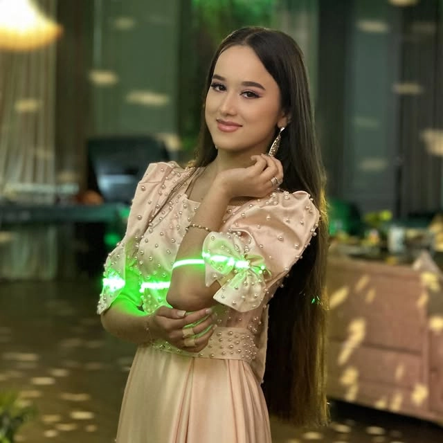 Türkmen fasonlar pombarh fasonlar Fasonlar 2025 fasonlar fason moda modalar Bezen bezen Türkmen fasonlar 2026 Türkmen fasonlar 2025 Türkmen fasonlar 2024 Türkmen fasonlar 2023 turkmenistan türkmenistan turkmen türkmen ashgabat  asgabat aşgabat balkan mary lebap dashoguz dasoguz daşoguz pombarh ponbarhat gulyupek gülýüpek stapel ştapel Gralan Çüýdeşen Abaýa Gadymy Krep Gurultaý 	Keteni Ýüpek Şifon Gipýur Lyon Welwet Atlas Kaşemir Streýç Suzana Ştapel Gülýüpek Pombarh Ýupka Gursakça Aksesuarlar Palto Penjek Okuw eşik Fata Sport eşik Uniforma Nakidka Öýme Şarf kompýuter ýaka ýaglyk Arenda köýnek 2nji el köýnek Taýyn köýnek Matalar Milli lybas milli lybaslar Toý köýnek Toý köýnekler toy koynek toy koynekler gundelik koynekler Gündelik	 
 köýnekler fata koynek Modern taze fason Eskiz koynektm turkmenkoynek türkmenkoynek fason moda moda fasonlar Iş eşik el iş	sada	ýakaly ýakasyz	keşdeli biserli	ýeňli giň nagyşly ýüregi açyk stoýka ýaka ýanly kombinasiýa 	zerli üsti aşak guşakly seçekli gysga ýeňli Lyon Toý köýnek, Modern, Gündelik el iş, sada, ýakasyz, biserli, gysga ýeňli, giň 12-16, 17-25 Pudra tomus