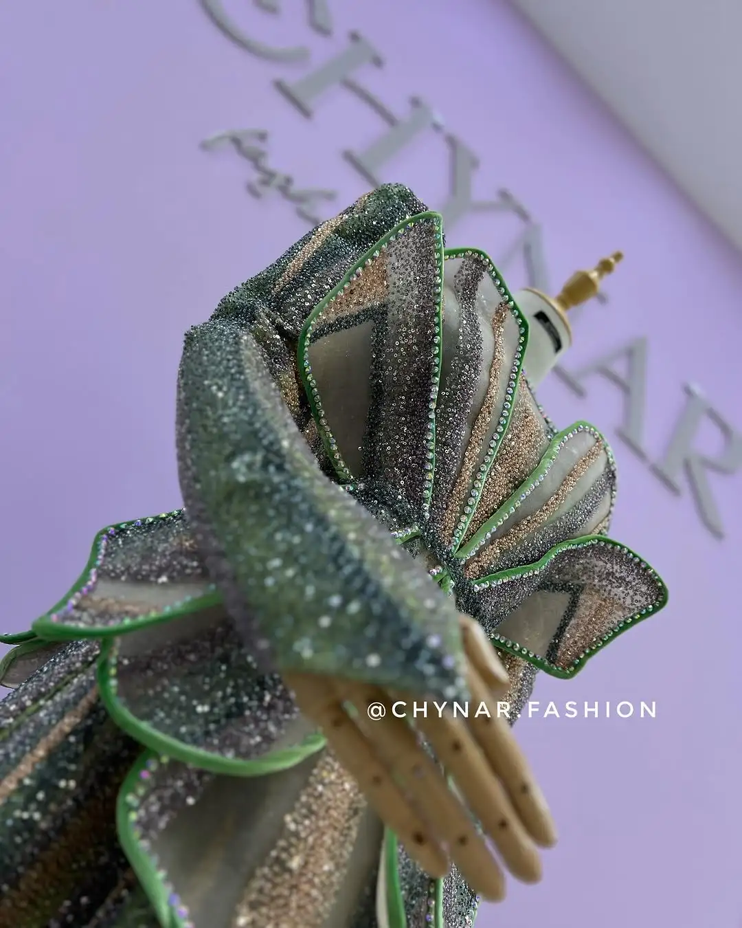 Türkmen fasonlar pombarh fasonlar Fasonlar 2025 fasonlar fason moda modalar Bezen bezen Türkmen fasonlar 2026 Türkmen fasonlar 2025 Türkmen fasonlar 2024 Türkmen fasonlar 2023 turkmenistan türkmenistan turkmen türkmen ashgabat  asgabat aşgabat balkan mary lebap dashoguz dasoguz daşoguz pombarh ponbarhat gulyupek gülýüpek stapel ştapel Gralan Çüýdeşen Abaýa Gadymy Krep Gurultaý 	Keteni Ýüpek Şifon Gipýur Lyon Welwet Atlas Kaşemir Streýç Suzana Ştapel Gülýüpek Pombarh Ýupka Gursakça Aksesuarlar Palto Penjek Okuw eşik Fata Sport eşik Uniforma Nakidka Öýme Şarf kompýuter ýaka ýaglyk Arenda köýnek 2nji el köýnek Taýyn köýnek Matalar Milli lybas milli lybaslar Toý köýnek Toý köýnekler toy koynek toy koynekler gundelik koynekler Gündelik	 
 köýnekler fata koynek Modern taze fason Eskiz koynektm turkmenkoynek türkmenkoynek fason moda moda fasonlar Iş eşik el iş	sada	ýakaly ýakasyz	keşdeli biserli	ýeňli giň nagyşly ýüregi açyk stoýka ýaka ýanly kombinasiýa 	zerli üsti aşak guşakly seçekli gysga ýeňli Gipýur Toý köýnek, Modern ýakasyz, biserli, ýeňli, zerli 12-16, 17-25, 26-35 Çal, Ýaşyl