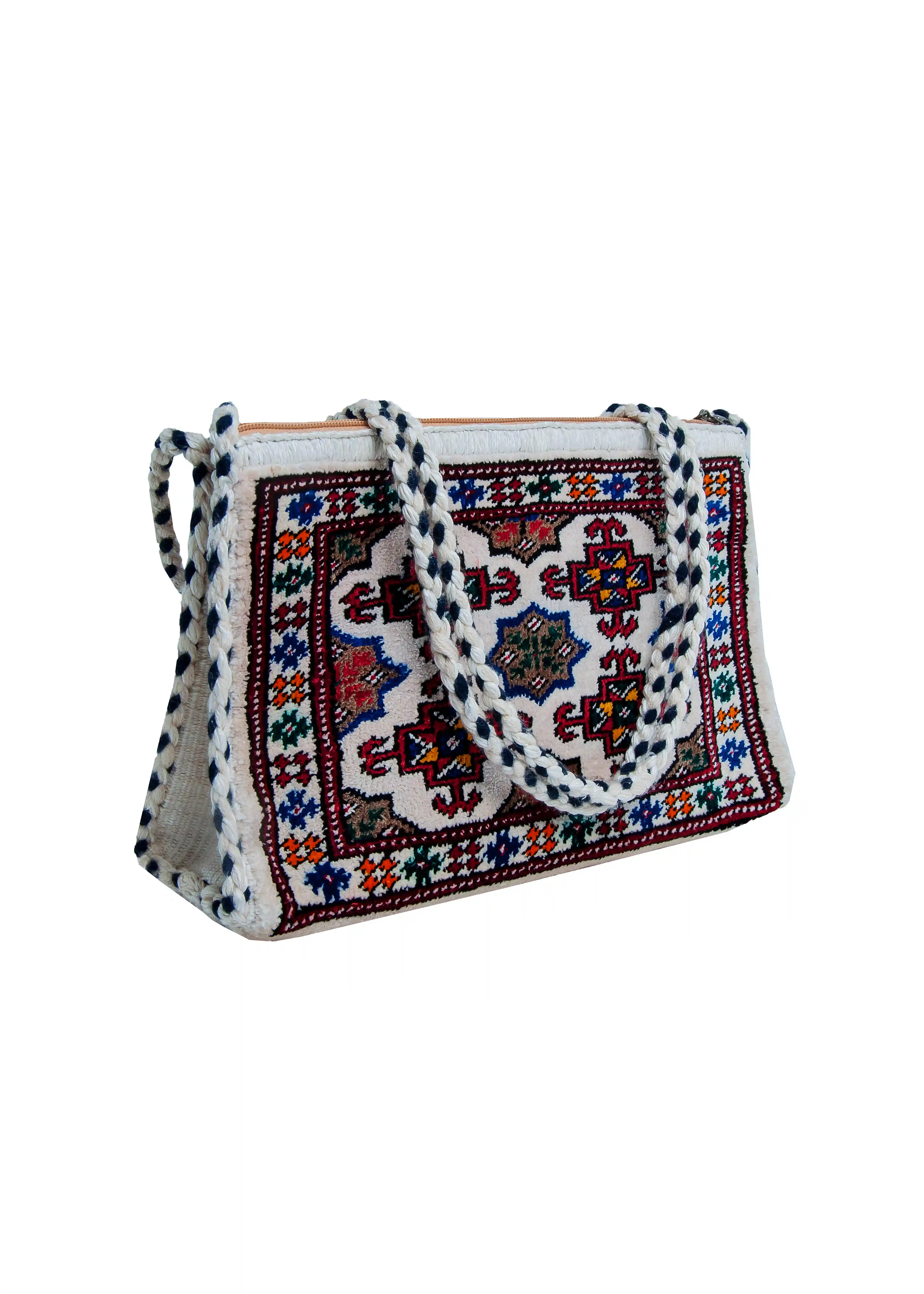 Türkmen fasonlar pombarh fasonlar Fasonlar 2025 fasonlar fason moda modalar Bezen bezen Türkmen fasonlar 2026 Türkmen fasonlar 2025 Türkmen fasonlar 2024 Türkmen fasonlar 2023 turkmenistan türkmenistan turkmen türkmen ashgabat  asgabat aşgabat balkan mary lebap dashoguz dasoguz daşoguz pombarh ponbarhat gulyupek gülýüpek stapel ştapel Gralan Çüýdeşen Abaýa Gadymy Krep Gurultaý 	Keteni Ýüpek Şifon Gipýur Lyon Welwet Atlas Kaşemir Streýç Suzana Ştapel Gülýüpek Pombarh Ýupka Gursakça Aksesuarlar Palto Penjek Okuw eşik Fata Sport eşik Uniforma Nakidka Öýme Şarf kompýuter ýaka ýaglyk Arenda köýnek 2nji el köýnek Taýyn köýnek Matalar Milli lybas milli lybaslar Toý köýnek Toý köýnekler toy koynek toy koynekler gundelik koynekler Gündelik	 
 köýnekler fata koynek Modern taze fason Eskiz koynektm turkmenkoynek türkmenkoynek fason moda moda fasonlar Iş eşik el iş	sada	ýakaly ýakasyz	keşdeli biserli	ýeňli giň nagyşly ýüregi açyk stoýka ýaka ýanly kombinasiýa 	zerli üsti aşak guşakly seçekli gysga ýeňli Ýüpek Modern el iş, nagyşly 17-25, 26-35, 35+ Ak, Gyzyl yaz, tomus, guyz, gysh