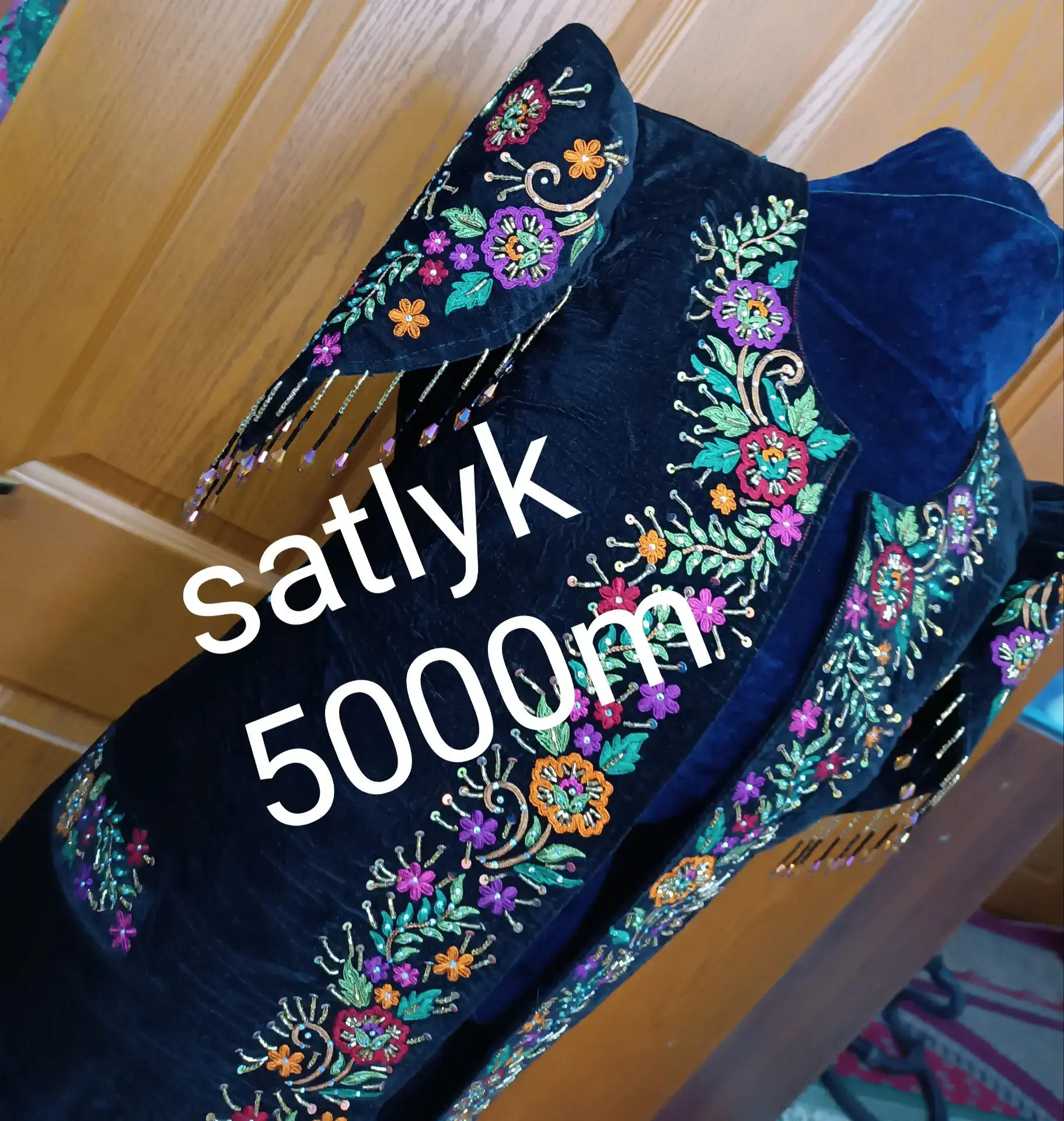 Türkmen fasonlar pombarh fasonlar Fasonlar 2025 fasonlar fason moda modalar Bezen bezen Türkmen fasonlar 2026 Türkmen fasonlar 2025 Türkmen fasonlar 2024 Türkmen fasonlar 2023 turkmenistan türkmenistan turkmen türkmen ashgabat  asgabat aşgabat balkan mary lebap dashoguz dasoguz daşoguz pombarh ponbarhat gulyupek gülýüpek stapel ştapel Gralan Çüýdeşen Abaýa Gadymy Krep Gurultaý 	Keteni Ýüpek Şifon Gipýur Lyon Welwet Atlas Kaşemir Streýç Suzana Ştapel Gülýüpek Pombarh Ýupka Gursakça Aksesuarlar Palto Penjek Okuw eşik Fata Sport eşik Uniforma Nakidka Öýme Şarf kompýuter ýaka ýaglyk Arenda köýnek 2nji el köýnek Taýyn köýnek Matalar Milli lybas milli lybaslar Toý köýnek Toý köýnekler toy koynek toy koynekler gundelik koynekler Gündelik	 
 köýnekler fata koynek Modern taze fason Eskiz koynektm turkmenkoynek türkmenkoynek fason moda moda fasonlar Iş eşik el iş	sada	ýakaly ýakasyz	keşdeli biserli	ýeňli giň nagyşly ýüregi açyk stoýka ýaka ýanly kombinasiýa 	zerli üsti aşak guşakly seçekli gysga ýeňli Panbarhat (Pombarh) Toý köýnek el iş, ýakasyz, gysga ýeňli, giň 26-35, 35+ Goýy-gök yaz, tomus, guyz Taýyn köýnek