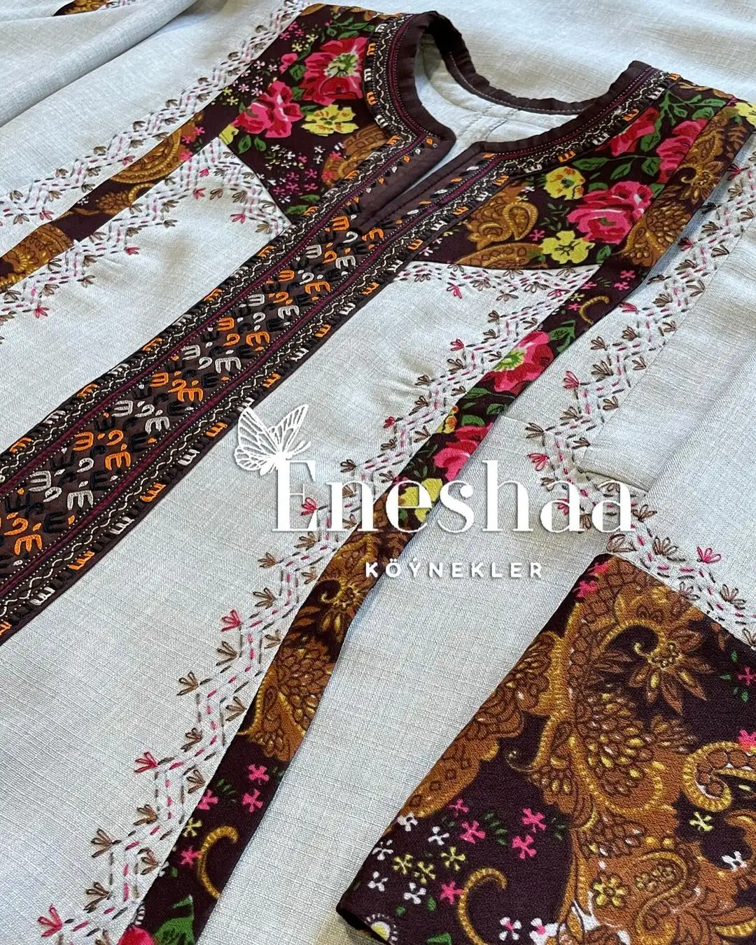 Türkmen fasonlar pombarh fasonlar Fasonlar 2025 fasonlar fason moda modalar Bezen bezen Türkmen fasonlar 2026 Türkmen fasonlar 2025 Türkmen fasonlar 2024 Türkmen fasonlar 2023 turkmenistan türkmenistan turkmen türkmen ashgabat  asgabat aşgabat balkan mary lebap dashoguz dasoguz daşoguz pombarh ponbarhat gulyupek gülýüpek stapel ştapel Gralan Çüýdeşen Abaýa Gadymy Krep Gurultaý 	Keteni Ýüpek Şifon Gipýur Lyon Welwet Atlas Kaşemir Streýç Suzana Ştapel Gülýüpek Pombarh Ýupka Gursakça Aksesuarlar Palto Penjek Okuw eşik Fata Sport eşik Uniforma Nakidka Öýme Şarf kompýuter ýaka ýaglyk Arenda köýnek 2nji el köýnek Taýyn köýnek Matalar Milli lybas milli lybaslar Toý köýnek Toý köýnekler toy koynek toy koynekler gundelik koynekler Gündelik	 
 köýnekler fata koynek Modern taze fason Eskiz koynektm turkmenkoynek türkmenkoynek fason moda moda fasonlar Iş eşik el iş	sada	ýakaly ýakasyz	keşdeli biserli	ýeňli giň nagyşly ýüregi açyk stoýka ýaka ýanly kombinasiýa 	zerli üsti aşak guşakly seçekli gysga ýeňli Lyon Toý köýnek el iş  Çal