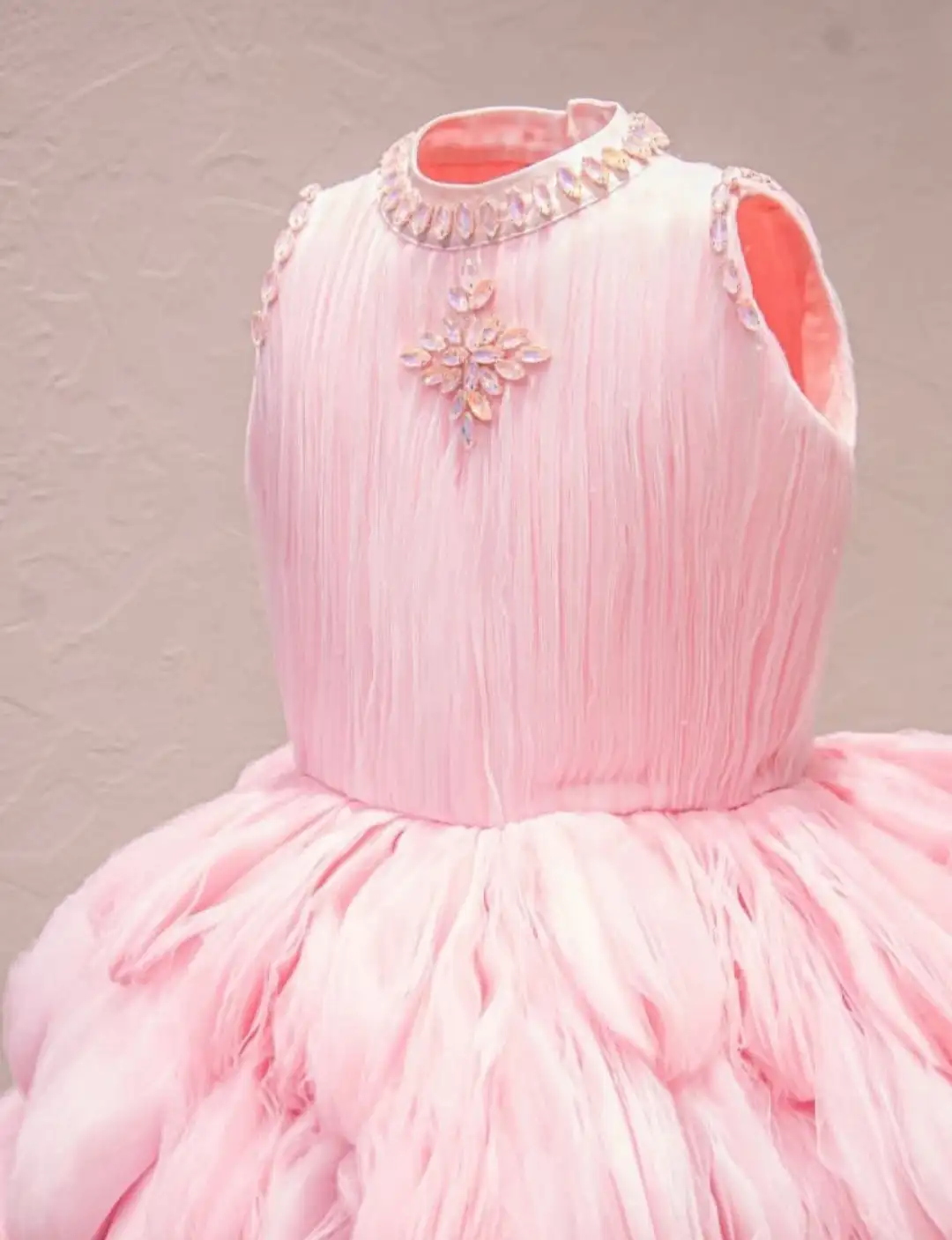 Türkmen fasonlar pombarh fasonlar Fasonlar 2025 fasonlar fason moda modalar Bezen bezen Türkmen fasonlar 2026 Türkmen fasonlar 2025 Türkmen fasonlar 2024 Türkmen fasonlar 2023 turkmenistan türkmenistan turkmen türkmen ashgabat  asgabat aşgabat balkan mary lebap dashoguz dasoguz daşoguz pombarh ponbarhat gulyupek gülýüpek stapel ştapel Gralan Çüýdeşen Abaýa Gadymy Krep Gurultaý 	Keteni Ýüpek Şifon Gipýur Lyon Welwet Atlas Kaşemir Streýç Suzana Ştapel Gülýüpek Pombarh Ýupka Gursakça Aksesuarlar Palto Penjek Okuw eşik Fata Sport eşik Uniforma Nakidka Öýme Şarf kompýuter ýaka ýaglyk Arenda köýnek 2nji el köýnek Taýyn köýnek Matalar Milli lybas milli lybaslar Toý köýnek Toý köýnekler toy koynek toy koynekler gundelik koynekler Gündelik	 
 köýnekler fata koynek Modern taze fason Eskiz koynektm turkmenkoynek türkmenkoynek fason moda moda fasonlar Iş eşik el iş	sada	ýakaly ýakasyz	keşdeli biserli	ýeňli giň nagyşly ýüregi açyk stoýka ýaka ýanly kombinasiýa 	zerli üsti aşak guşakly seçekli gysga ýeňli Toý köýnek, Modern el iş, ýakasyz, gysga ýeňli, giň -12 Gülgüne, Pudra yaz, tomus, guyz Taýyn köýnek