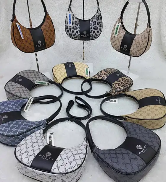 Türkmen fasonlar pombarh fasonlar Fasonlar 2025 fasonlar fason moda modalar Bezen bezen Türkmen fasonlar 2026 Türkmen fasonlar 2025 Türkmen fasonlar 2024 Türkmen fasonlar 2023 turkmenistan türkmenistan turkmen türkmen ashgabat  asgabat aşgabat balkan mary lebap dashoguz dasoguz daşoguz pombarh ponbarhat gulyupek gülýüpek stapel ştapel Gralan Çüýdeşen Abaýa Gadymy Krep Gurultaý 	Keteni Ýüpek Şifon Gipýur Lyon Welwet Atlas Kaşemir Streýç Suzana Ştapel Gülýüpek Pombarh Ýupka Gursakça Aksesuarlar Palto Penjek Okuw eşik Fata Sport eşik Uniforma Nakidka Öýme Şarf kompýuter ýaka ýaglyk Arenda köýnek 2nji el köýnek Taýyn köýnek Matalar Milli lybas milli lybaslar Toý köýnek Toý köýnekler toy koynek toy koynekler gundelik koynekler Gündelik	 
 köýnekler fata koynek Modern taze fason Eskiz koynektm turkmenkoynek türkmenkoynek fason moda moda fasonlar Iş eşik el iş	sada	ýakaly ýakasyz	keşdeli biserli	ýeňli giň nagyşly ýüregi açyk stoýka ýaka ýanly kombinasiýa 	zerli üsti aşak guşakly seçekli gysga ýeňli Bežewyý, Gök, Çal, Wizon, Goňur, Goýy-çal, Altyn, Kümüş  Sumka