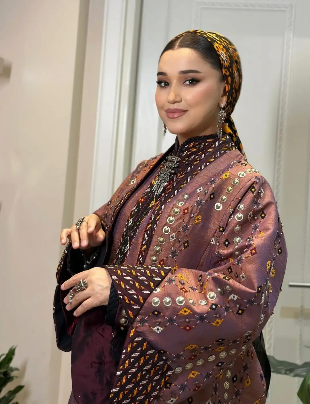 Türkmen fasonlar pombarh fasonlar Fasonlar 2025 fasonlar fason moda modalar Bezen bezen Türkmen fasonlar 2026 Türkmen fasonlar 2025 Türkmen fasonlar 2024 Türkmen fasonlar 2023 turkmenistan türkmenistan turkmen türkmen ashgabat  asgabat aşgabat balkan mary lebap dashoguz dasoguz daşoguz pombarh ponbarhat gulyupek gülýüpek stapel ştapel Gralan Çüýdeşen Abaýa Gadymy Krep Gurultaý 	Keteni Ýüpek Şifon Gipýur Lyon Welwet Atlas Kaşemir Streýç Suzana Ştapel Gülýüpek Pombarh Ýupka Gursakça Aksesuarlar Palto Penjek Okuw eşik Fata Sport eşik Uniforma Nakidka Öýme Şarf kompýuter ýaka ýaglyk Arenda köýnek 2nji el köýnek Taýyn köýnek Matalar Milli lybas milli lybaslar Toý köýnek Toý köýnekler toy koynek toy koynekler gundelik koynekler Gündelik	 
 köýnekler fata koynek Modern taze fason Eskiz koynektm turkmenkoynek türkmenkoynek fason moda moda fasonlar Iş eşik el iş	sada	ýakaly ýakasyz	keşdeli biserli	ýeňli giň nagyşly ýüregi açyk stoýka ýaka ýanly kombinasiýa 	zerli üsti aşak guşakly seçekli gysga ýeňli 