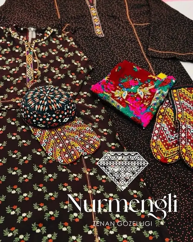 Türkmen fasonlar pombarh fasonlar Fasonlar 2025 fasonlar fason moda modalar Bezen bezen Türkmen fasonlar 2026 Türkmen fasonlar 2025 Türkmen fasonlar 2024 Türkmen fasonlar 2023 turkmenistan türkmenistan turkmen türkmen ashgabat  asgabat aşgabat balkan mary lebap dashoguz dasoguz daşoguz pombarh ponbarhat gulyupek gülýüpek stapel ştapel Gralan Çüýdeşen Abaýa Gadymy Krep Gurultaý 	Keteni Ýüpek Şifon Gipýur Lyon Welwet Atlas Kaşemir Streýç Suzana Ştapel Gülýüpek Pombarh Ýupka Gursakça Aksesuarlar Palto Penjek Okuw eşik Fata Sport eşik Uniforma Nakidka Öýme Şarf kompýuter ýaka ýaglyk Arenda köýnek 2nji el köýnek Taýyn köýnek Matalar Milli lybas milli lybaslar Toý köýnek Toý köýnekler toy koynek toy koynekler gundelik koynekler Gündelik	 
 köýnekler fata koynek Modern taze fason Eskiz koynektm turkmenkoynek türkmenkoynek fason moda moda fasonlar Iş eşik el iş	sada	ýakaly ýakasyz	keşdeli biserli	ýeňli giň nagyşly ýüregi açyk stoýka ýaka ýanly kombinasiýa 	zerli üsti aşak guşakly seçekli gysga ýeňli Ştapel Milli lybas ýakaly, ýeňli, giň 12-16, 17-25, 26-35 Goňur, Goýy-goňur tomus, guyz