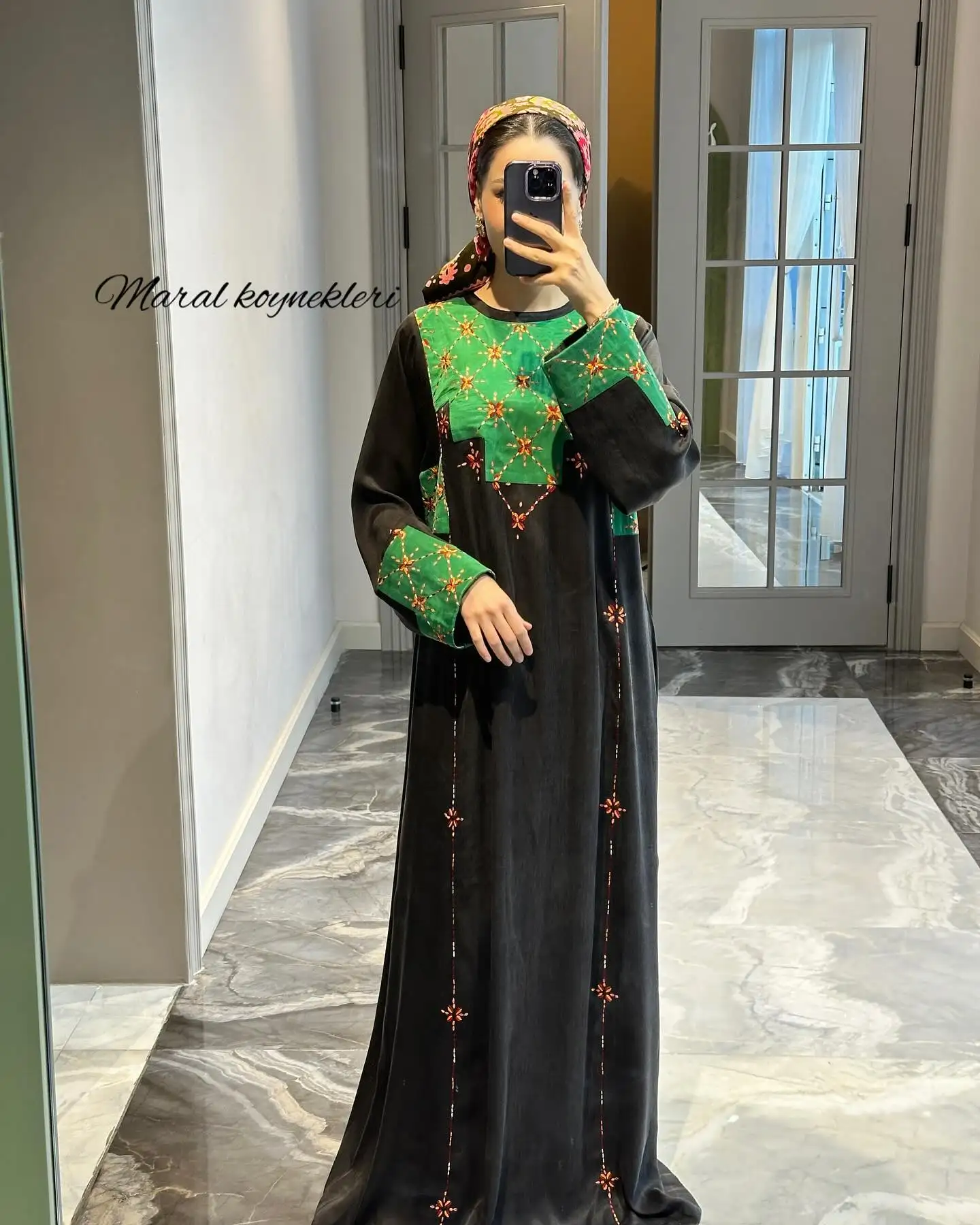 Türkmen fasonlar pombarh fasonlar Fasonlar 2025 fasonlar fason moda modalar Bezen bezen Türkmen fasonlar 2026 Türkmen fasonlar 2025 Türkmen fasonlar 2024 Türkmen fasonlar 2023 turkmenistan türkmenistan turkmen türkmen ashgabat  asgabat aşgabat balkan mary lebap dashoguz dasoguz daşoguz pombarh ponbarhat gulyupek gülýüpek stapel ştapel Gralan Çüýdeşen Abaýa Gadymy Krep Gurultaý 	Keteni Ýüpek Şifon Gipýur Lyon Welwet Atlas Kaşemir Streýç Suzana Ştapel Gülýüpek Pombarh Ýupka Gursakça Aksesuarlar Palto Penjek Okuw eşik Fata Sport eşik Uniforma Nakidka Öýme Şarf kompýuter ýaka ýaglyk Arenda köýnek 2nji el köýnek Taýyn köýnek Matalar Milli lybas milli lybaslar Toý köýnek Toý köýnekler toy koynek toy koynekler gundelik koynekler Gündelik	 
 köýnekler fata koynek Modern taze fason Eskiz koynektm turkmenkoynek türkmenkoynek fason moda moda fasonlar Iş eşik el iş	sada	ýakaly ýakasyz	keşdeli biserli	ýeňli giň nagyşly ýüregi açyk stoýka ýaka ýanly kombinasiýa 	zerli üsti aşak guşakly seçekli gysga ýeňli Gülýüpek Toý köýnek, Gündelik el iş, keşdeli, ýakaly, ýeňli, giň, kombinasiýa 17-25, 26-35, 35+ Ýaşyl, Goýy-ýaşyl