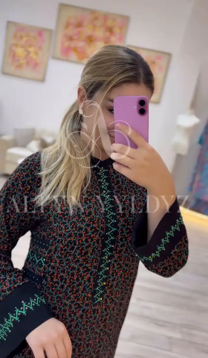 Türkmen fasonlar pombarh fasonlar Fasonlar 2025 fasonlar fason moda modalar Bezen bezen Türkmen fasonlar 2026 Türkmen fasonlar 2025 Türkmen fasonlar 2024 Türkmen fasonlar 2023 turkmenistan türkmenistan turkmen türkmen ashgabat  asgabat aşgabat balkan mary lebap dashoguz dasoguz daşoguz pombarh ponbarhat gulyupek gülýüpek stapel ştapel Gralan Çüýdeşen Abaýa Gadymy Krep Gurultaý 	Keteni Ýüpek Şifon Gipýur Lyon Welwet Atlas Kaşemir Streýç Suzana Ştapel Gülýüpek Pombarh Ýupka Gursakça Aksesuarlar Palto Penjek Okuw eşik Fata Sport eşik Uniforma Nakidka Öýme Şarf kompýuter ýaka ýaglyk Arenda köýnek 2nji el köýnek Taýyn köýnek Matalar Milli lybas milli lybaslar Toý köýnek Toý köýnekler toy koynek toy koynekler gundelik koynekler Gündelik	 
 köýnekler fata koynek Modern taze fason Eskiz koynektm turkmenkoynek türkmenkoynek fason moda moda fasonlar Iş eşik el iş	sada	ýakaly ýakasyz	keşdeli biserli	ýeňli giň nagyşly ýüregi açyk stoýka ýaka ýanly kombinasiýa 	zerli üsti aşak guşakly seçekli gysga ýeňli Ştapel Gündelik el iş, sada, ýanly  Pudra