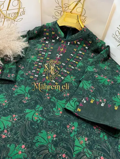 Türkmen fasonlar pombarh fasonlar Fasonlar 2025 fasonlar fason moda modalar Bezen bezen Türkmen fasonlar 2026 Türkmen fasonlar 2025 Türkmen fasonlar 2024 Türkmen fasonlar 2023 turkmenistan türkmenistan turkmen türkmen ashgabat  asgabat aşgabat balkan mary lebap dashoguz dasoguz daşoguz pombarh ponbarhat gulyupek gülýüpek stapel ştapel Gralan Çüýdeşen Abaýa Gadymy Krep Gurultaý 	Keteni Ýüpek Şifon Gipýur Lyon Welwet Atlas Kaşemir Streýç Suzana Ştapel Gülýüpek Pombarh Ýupka Gursakça Aksesuarlar Palto Penjek Okuw eşik Fata Sport eşik Uniforma Nakidka Öýme Şarf kompýuter ýaka ýaglyk Arenda köýnek 2nji el köýnek Taýyn köýnek Matalar Milli lybas milli lybaslar Toý köýnek Toý köýnekler toy koynek toy koynekler gundelik koynekler Gündelik	 
 köýnekler fata koynek Modern taze fason Eskiz koynektm turkmenkoynek türkmenkoynek fason moda moda fasonlar Iş eşik el iş	sada	ýakaly ýakasyz	keşdeli biserli	ýeňli giň nagyşly ýüregi açyk stoýka ýaka ýanly kombinasiýa 	zerli üsti aşak guşakly seçekli gysga ýeňli 