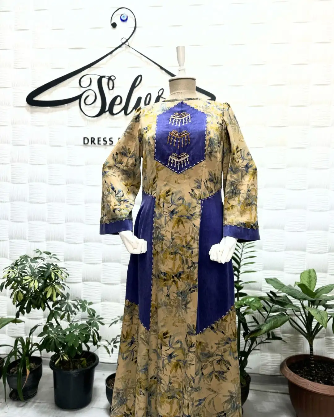 Türkmen fasonlar pombarh fasonlar Fasonlar 2025 fasonlar fason moda modalar Bezen bezen Türkmen fasonlar 2026 Türkmen fasonlar 2025 Türkmen fasonlar 2024 Türkmen fasonlar 2023 turkmenistan türkmenistan turkmen türkmen ashgabat  asgabat aşgabat balkan mary lebap dashoguz dasoguz daşoguz pombarh ponbarhat gulyupek gülýüpek stapel ştapel Gralan Çüýdeşen Abaýa Gadymy Krep Gurultaý 	Keteni Ýüpek Şifon Gipýur Lyon Welwet Atlas Kaşemir Streýç Suzana Ştapel Gülýüpek Pombarh Ýupka Gursakça Aksesuarlar Palto Penjek Okuw eşik Fata Sport eşik Uniforma Nakidka Öýme Şarf kompýuter ýaka ýaglyk Arenda köýnek 2nji el köýnek Taýyn köýnek Matalar Milli lybas milli lybaslar Toý köýnek Toý köýnekler toy koynek toy koynekler gundelik koynekler Gündelik	 
 köýnekler fata koynek Modern taze fason Eskiz koynektm turkmenkoynek türkmenkoynek fason moda moda fasonlar Iş eşik el iş	sada	ýakaly ýakasyz	keşdeli biserli	ýeňli giň nagyşly ýüregi açyk stoýka ýaka ýanly kombinasiýa 	zerli üsti aşak guşakly seçekli gysga ýeňli Gülýüpek Toý köýnek, Modern sada  Benewşe, Goýy-gök, Sary, Altyn