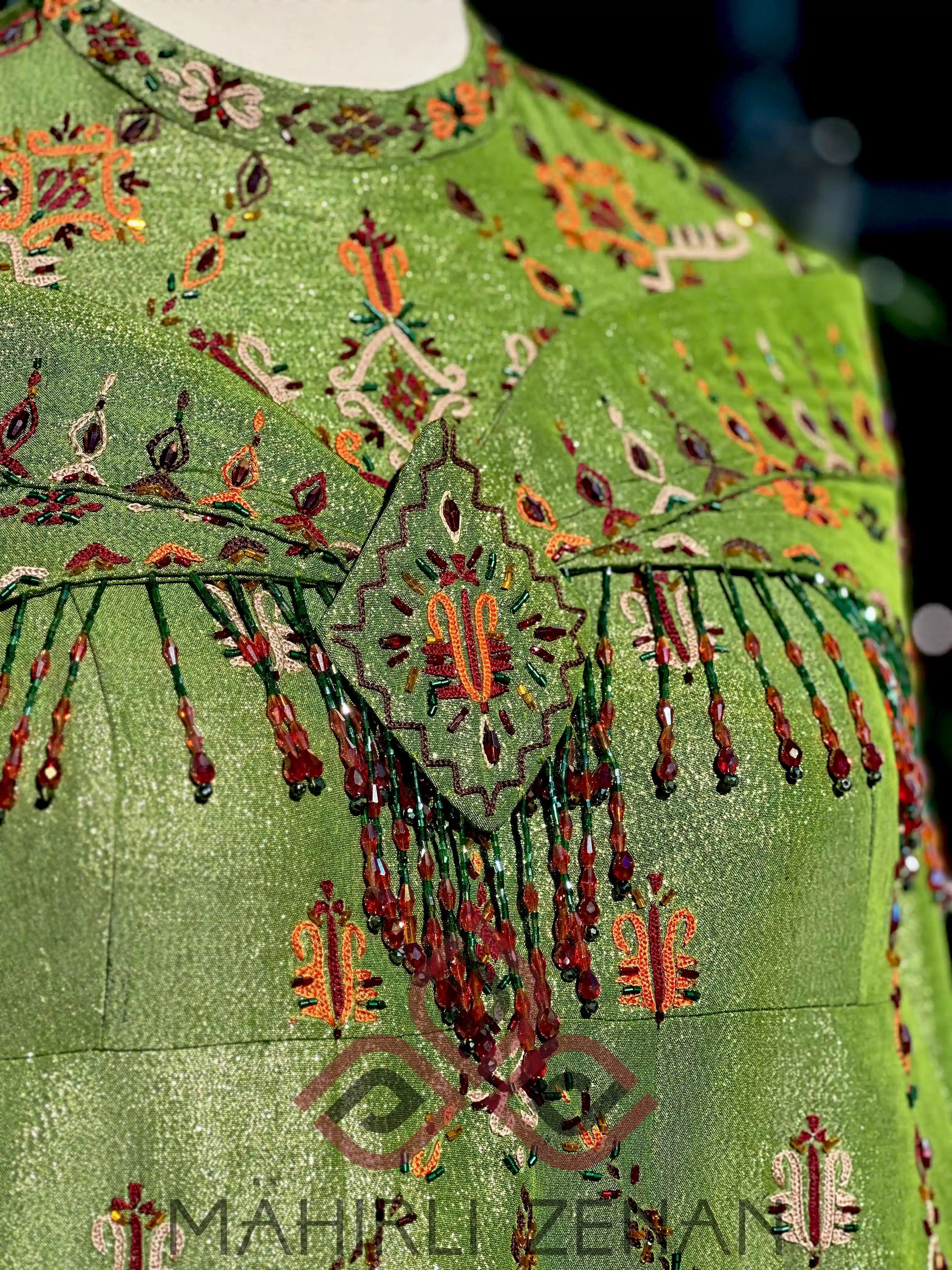 Türkmen fasonlar pombarh fasonlar Fasonlar 2025 fasonlar fason moda modalar Bezen bezen Türkmen fasonlar 2026 Türkmen fasonlar 2025 Türkmen fasonlar 2024 Türkmen fasonlar 2023 turkmenistan türkmenistan turkmen türkmen ashgabat  asgabat aşgabat balkan mary lebap dashoguz dasoguz daşoguz pombarh ponbarhat gulyupek gülýüpek stapel ştapel Gralan Çüýdeşen Abaýa Gadymy Krep Gurultaý 	Keteni Ýüpek Şifon Gipýur Lyon Welwet Atlas Kaşemir Streýç Suzana Ştapel Gülýüpek Pombarh Ýupka Gursakça Aksesuarlar Palto Penjek Okuw eşik Fata Sport eşik Uniforma Nakidka Öýme Şarf kompýuter ýaka ýaglyk Arenda köýnek 2nji el köýnek Taýyn köýnek Matalar Milli lybas milli lybaslar Toý köýnek Toý köýnekler toy koynek toy koynekler gundelik koynekler Gündelik	 
 köýnekler fata koynek Modern taze fason Eskiz koynektm turkmenkoynek türkmenkoynek fason moda moda fasonlar Iş eşik el iş	sada	ýakaly ýakasyz	keşdeli biserli	ýeňli giň nagyşly ýüregi açyk stoýka ýaka ýanly kombinasiýa 	zerli üsti aşak guşakly seçekli gysga ýeňli Keteni Toý köýnek el iş, biserli  Haki, Bežewyý, Goýy-gyzyl, Mämişi