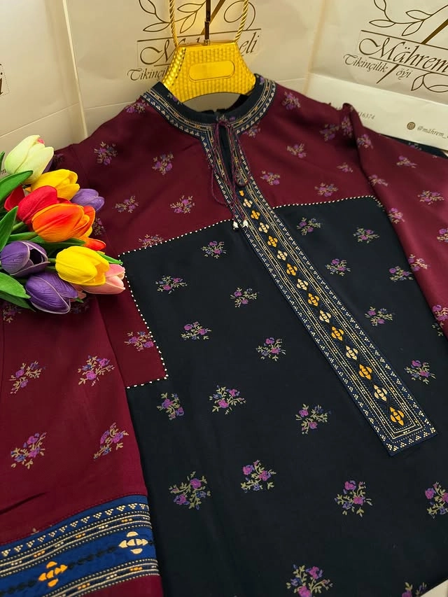 Türkmen fasonlar pombarh fasonlar Fasonlar 2025 fasonlar fason moda modalar Bezen bezen Türkmen fasonlar 2026 Türkmen fasonlar 2025 Türkmen fasonlar 2024 Türkmen fasonlar 2023 turkmenistan türkmenistan turkmen türkmen ashgabat  asgabat aşgabat balkan mary lebap dashoguz dasoguz daşoguz pombarh ponbarhat gulyupek gülýüpek stapel ştapel Gralan Çüýdeşen Abaýa Gadymy Krep Gurultaý 	Keteni Ýüpek Şifon Gipýur Lyon Welwet Atlas Kaşemir Streýç Suzana Ştapel Gülýüpek Pombarh Ýupka Gursakça Aksesuarlar Palto Penjek Okuw eşik Fata Sport eşik Uniforma Nakidka Öýme Şarf kompýuter ýaka ýaglyk Arenda köýnek 2nji el köýnek Taýyn köýnek Matalar Milli lybas milli lybaslar Toý köýnek Toý köýnekler toy koynek toy koynekler gundelik koynekler Gündelik	 
 köýnekler fata koynek Modern taze fason Eskiz koynektm turkmenkoynek türkmenkoynek fason moda moda fasonlar Iş eşik el iş	sada	ýakaly ýakasyz	keşdeli biserli	ýeňli giň nagyşly ýüregi açyk stoýka ýaka ýanly kombinasiýa 	zerli üsti aşak guşakly seçekli gysga ýeňli Ştapel, Gadymy Gündelik ýakaly, ýeňli, giň 26-35, 35+ Gara, Goýy-gyzyl yaz, tomus, guyz