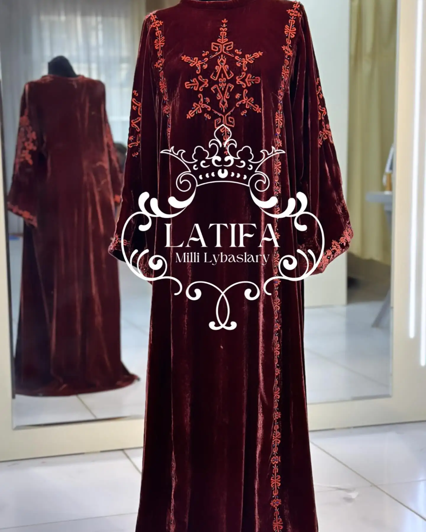 Türkmen fasonlar pombarh fasonlar Fasonlar 2025 fasonlar fason moda modalar Bezen bezen Türkmen fasonlar 2026 Türkmen fasonlar 2025 Türkmen fasonlar 2024 Türkmen fasonlar 2023 turkmenistan türkmenistan turkmen türkmen ashgabat  asgabat aşgabat balkan mary lebap dashoguz dasoguz daşoguz pombarh ponbarhat gulyupek gülýüpek stapel ştapel Gralan Çüýdeşen Abaýa Gadymy Krep Gurultaý 	Keteni Ýüpek Şifon Gipýur Lyon Welwet Atlas Kaşemir Streýç Suzana Ştapel Gülýüpek Pombarh Ýupka Gursakça Aksesuarlar Palto Penjek Okuw eşik Fata Sport eşik Uniforma Nakidka Öýme Şarf kompýuter ýaka ýaglyk Arenda köýnek 2nji el köýnek Taýyn köýnek Matalar Milli lybas milli lybaslar Toý köýnek Toý köýnekler toy koynek toy koynekler gundelik koynekler Gündelik	 
 köýnekler fata koynek Modern taze fason Eskiz koynektm turkmenkoynek türkmenkoynek fason moda moda fasonlar Iş eşik el iş	sada	ýakaly ýakasyz	keşdeli biserli	ýeňli giň nagyşly ýüregi açyk stoýka ýaka ýanly kombinasiýa 	zerli üsti aşak guşakly seçekli gysga ýeňli Panbarhat (Pombarh) Gündelik el iş, ýakaly  Goýy-gyzyl