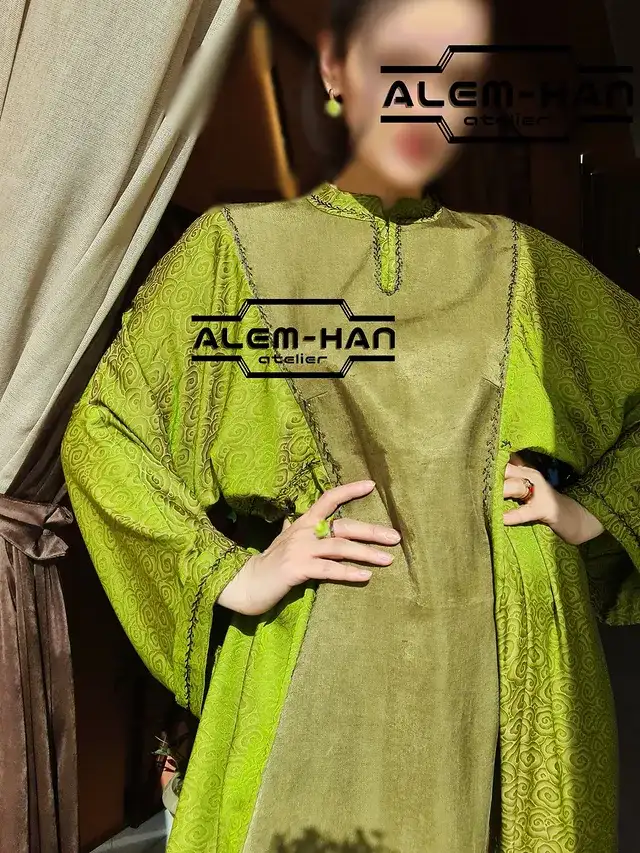 Türkmen fasonlar pombarh fasonlar Fasonlar 2025 fasonlar fason moda modalar Bezen bezen Türkmen fasonlar 2026 Türkmen fasonlar 2025 Türkmen fasonlar 2024 Türkmen fasonlar 2023 turkmenistan türkmenistan turkmen türkmen ashgabat  asgabat aşgabat balkan mary lebap dashoguz dasoguz daşoguz pombarh ponbarhat gulyupek gülýüpek stapel ştapel Gralan Çüýdeşen Abaýa Gadymy Krep Gurultaý 	Keteni Ýüpek Şifon Gipýur Lyon Welwet Atlas Kaşemir Streýç Suzana Ştapel Gülýüpek Pombarh Ýupka Gursakça Aksesuarlar Palto Penjek Okuw eşik Fata Sport eşik Uniforma Nakidka Öýme Şarf kompýuter ýaka ýaglyk Arenda köýnek 2nji el köýnek Taýyn köýnek Matalar Milli lybas milli lybaslar Toý köýnek Toý köýnekler toy koynek toy koynekler gundelik koynekler Gündelik	 
 köýnekler fata koynek Modern taze fason Eskiz koynektm turkmenkoynek türkmenkoynek fason moda moda fasonlar Iş eşik el iş	sada	ýakaly ýakasyz	keşdeli biserli	ýeňli giň nagyşly ýüregi açyk stoýka ýaka ýanly kombinasiýa 	zerli üsti aşak guşakly seçekli gysga ýeňli Gündelik ýakasyz, ýeňli, giň 17-25, 26-35 Haki, Ýaşyl yaz, tomus, guyz, gysh