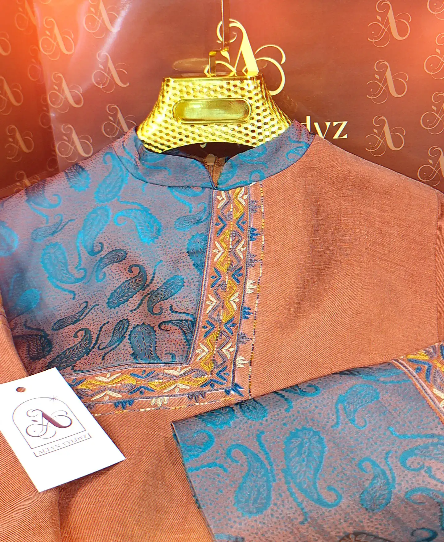 Türkmen fasonlar pombarh fasonlar Fasonlar 2025 fasonlar fason moda modalar Bezen bezen Türkmen fasonlar 2026 Türkmen fasonlar 2025 Türkmen fasonlar 2024 Türkmen fasonlar 2023 turkmenistan türkmenistan turkmen türkmen ashgabat  asgabat aşgabat balkan mary lebap dashoguz dasoguz daşoguz pombarh ponbarhat gulyupek gülýüpek stapel ştapel Gralan Çüýdeşen Abaýa Gadymy Krep Gurultaý 	Keteni Ýüpek Şifon Gipýur Lyon Welwet Atlas Kaşemir Streýç Suzana Ştapel Gülýüpek Pombarh Ýupka Gursakça Aksesuarlar Palto Penjek Okuw eşik Fata Sport eşik Uniforma Nakidka Öýme Şarf kompýuter ýaka ýaglyk Arenda köýnek 2nji el köýnek Taýyn köýnek Matalar Milli lybas milli lybaslar Toý köýnek Toý köýnekler toy koynek toy koynekler gundelik koynekler Gündelik	 
 köýnekler fata koynek Modern taze fason Eskiz koynektm turkmenkoynek türkmenkoynek fason moda moda fasonlar Iş eşik el iş	sada	ýakaly ýakasyz	keşdeli biserli	ýeňli giň nagyşly ýüregi açyk stoýka ýaka ýanly kombinasiýa 	zerli üsti aşak guşakly seçekli gysga ýeňli 