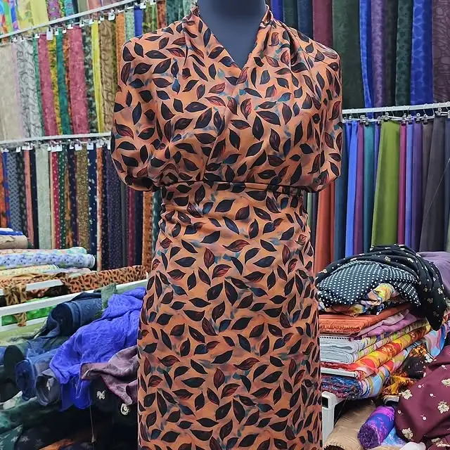 Türkmen fasonlar pombarh fasonlar Fasonlar 2025 fasonlar fason moda modalar Bezen bezen Türkmen fasonlar 2026 Türkmen fasonlar 2025 Türkmen fasonlar 2024 Türkmen fasonlar 2023 turkmenistan türkmenistan turkmen türkmen ashgabat  asgabat aşgabat balkan mary lebap dashoguz dasoguz daşoguz pombarh ponbarhat gulyupek gülýüpek stapel ştapel Gralan Çüýdeşen Abaýa Gadymy Krep Gurultaý 	Keteni Ýüpek Şifon Gipýur Lyon Welwet Atlas Kaşemir Streýç Suzana Ştapel Gülýüpek Pombarh Ýupka Gursakça Aksesuarlar Palto Penjek Okuw eşik Fata Sport eşik Uniforma Nakidka Öýme Şarf kompýuter ýaka ýaglyk Arenda köýnek 2nji el köýnek Taýyn köýnek Matalar Milli lybas milli lybaslar Toý köýnek Toý köýnekler toy koynek toy koynekler gundelik koynekler Gündelik	 
 köýnekler fata koynek Modern taze fason Eskiz koynektm turkmenkoynek türkmenkoynek fason moda moda fasonlar Iş eşik el iş	sada	ýakaly ýakasyz	keşdeli biserli	ýeňli giň nagyşly ýüregi açyk stoýka ýaka ýanly kombinasiýa 	zerli üsti aşak guşakly seçekli gysga ýeňli Gülýüpek Toý köýnek, Gündelik, Iş eşik  12-16, 17-25, 26-35, 35+ Ýaşyl, Gülgüne, Gyzyl yaz, tomus, guyz Matalar